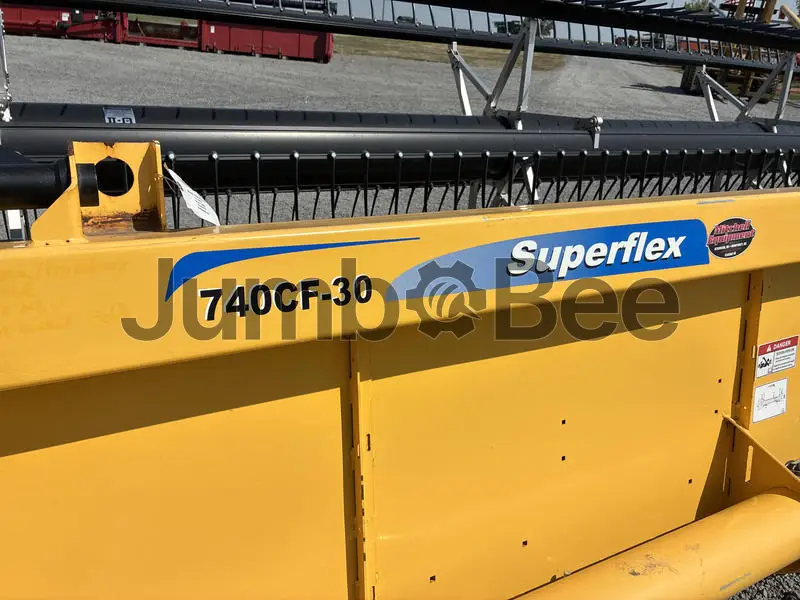 New Holland 740CF-30 2011 - Usado en Venta — foto 1 de 35