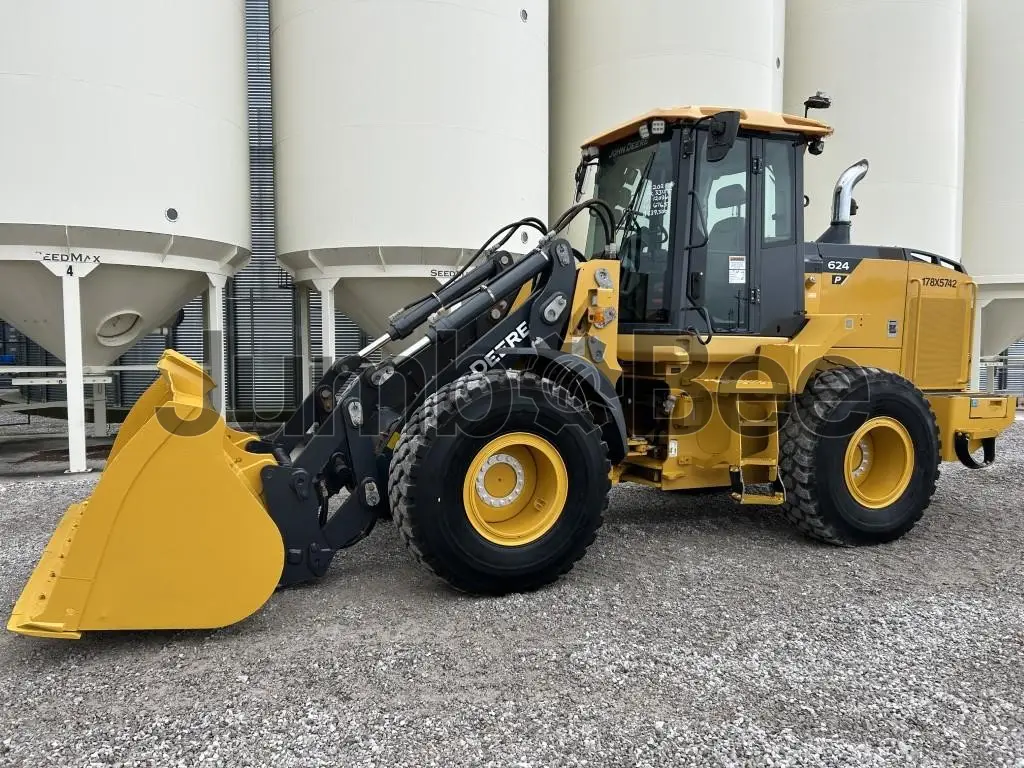 John Deere 624 P-TIER 2021 - Usado en Venta — foto 1 de 77