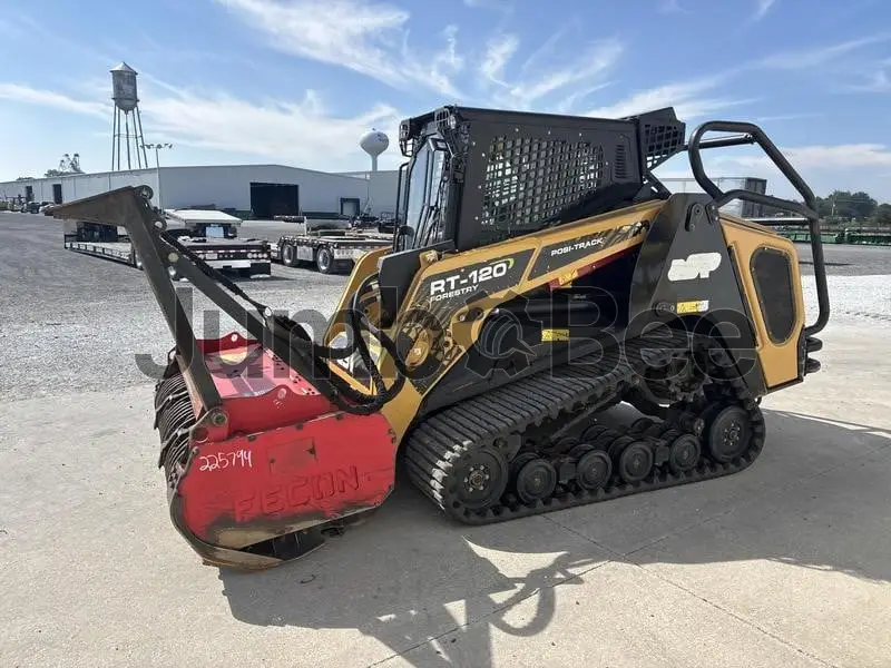ASV POSI-TRACK RT120F 2021 - Usado en Venta — foto 1 de 69