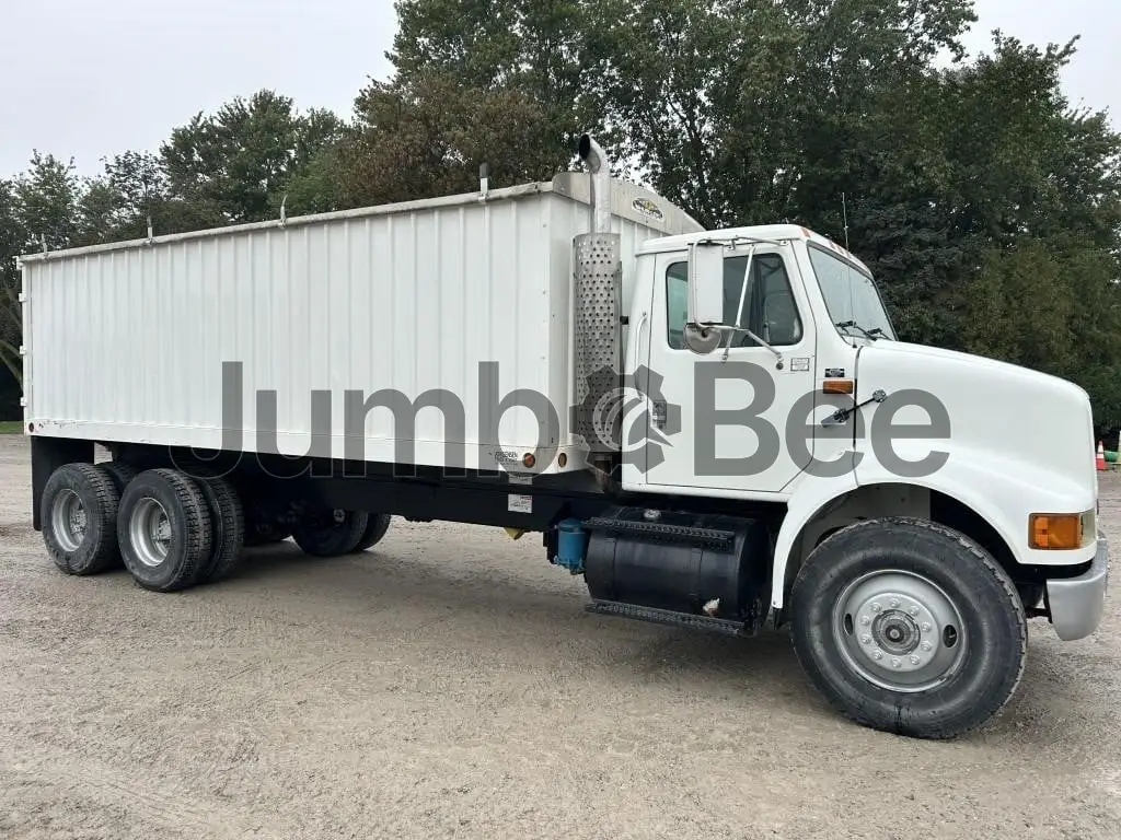 1999 International 8100 - Used  for Sale — photo 1 of 87