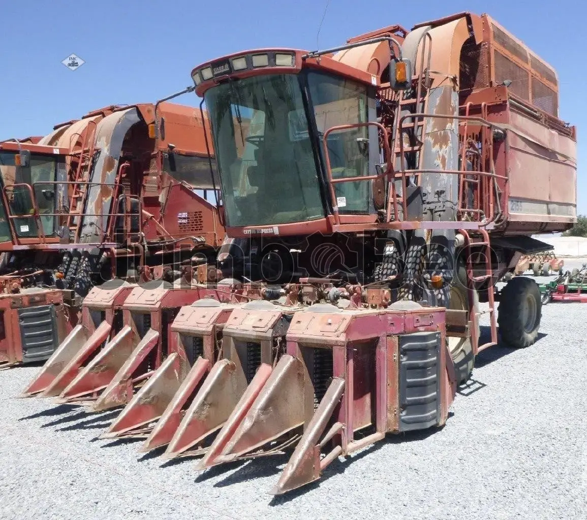 1995 Case IH 2155 - Used  for Sale — photo 1 of 11