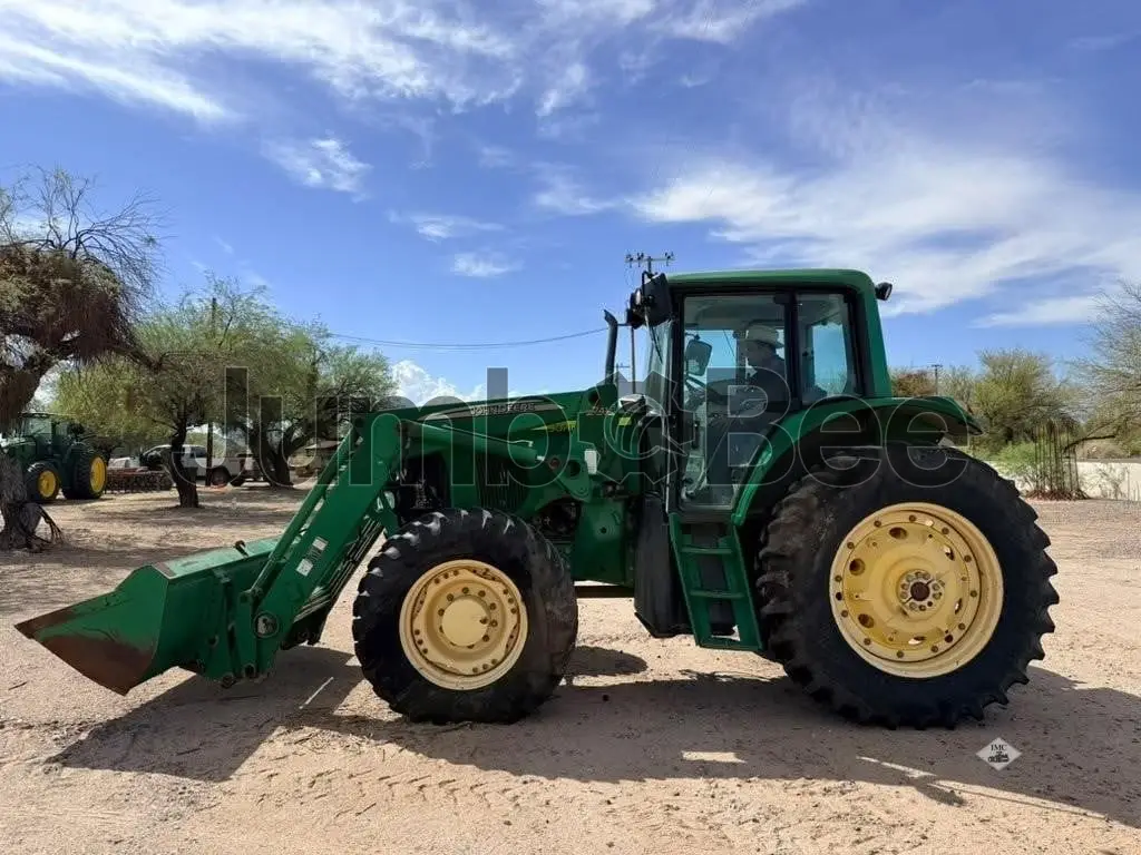 John Deere 7420 2004 - Usado en Venta — foto 1 de 13