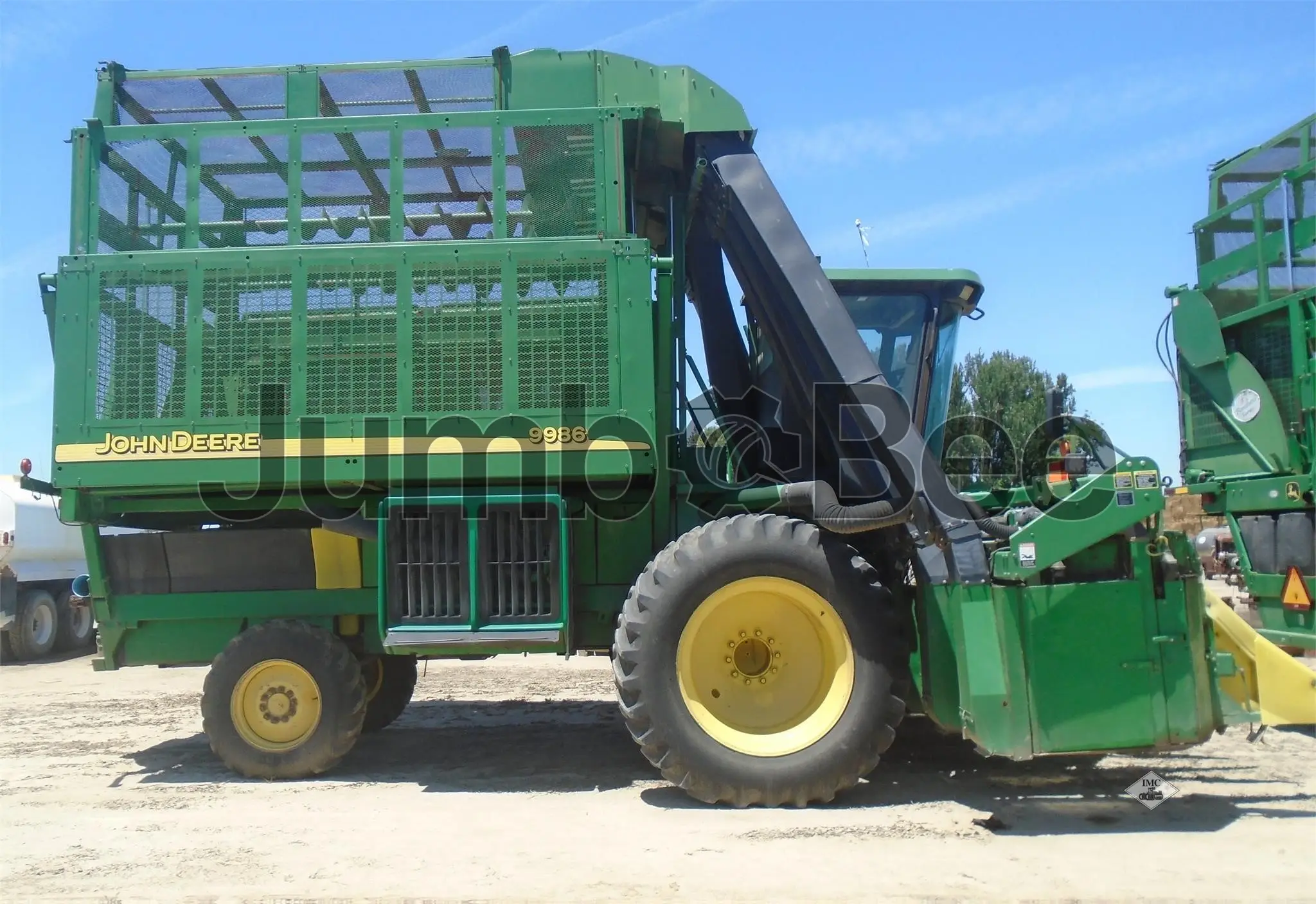 2002 John Deere 9986 - Used  for Sale — photo 1 of 15