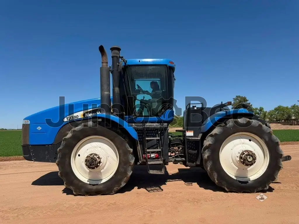 New Holland TJ380 2006 - Usado en Venta — foto 1 de 19