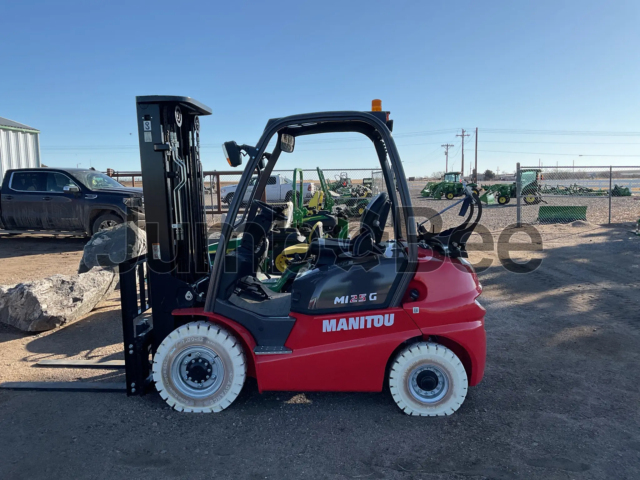 Manitou MI25G 2023 - Usado en Venta — foto 1 de 9