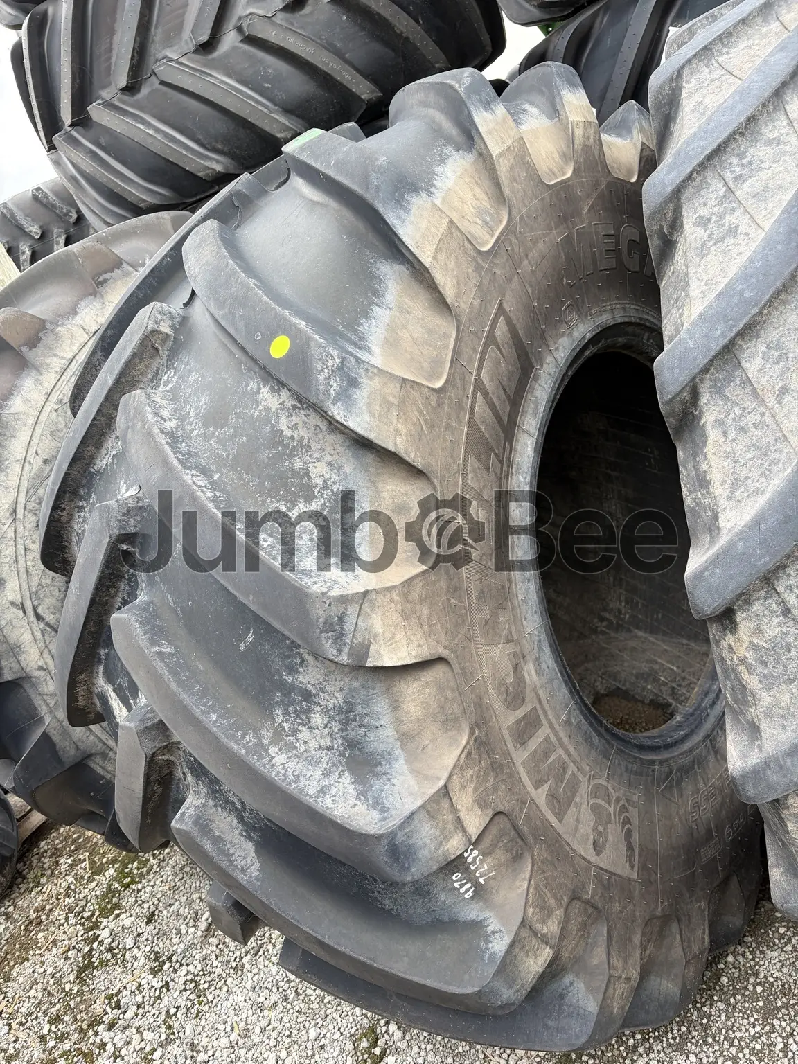 Michelin 750/65R26 - Usado en Venta — foto 1 de 2