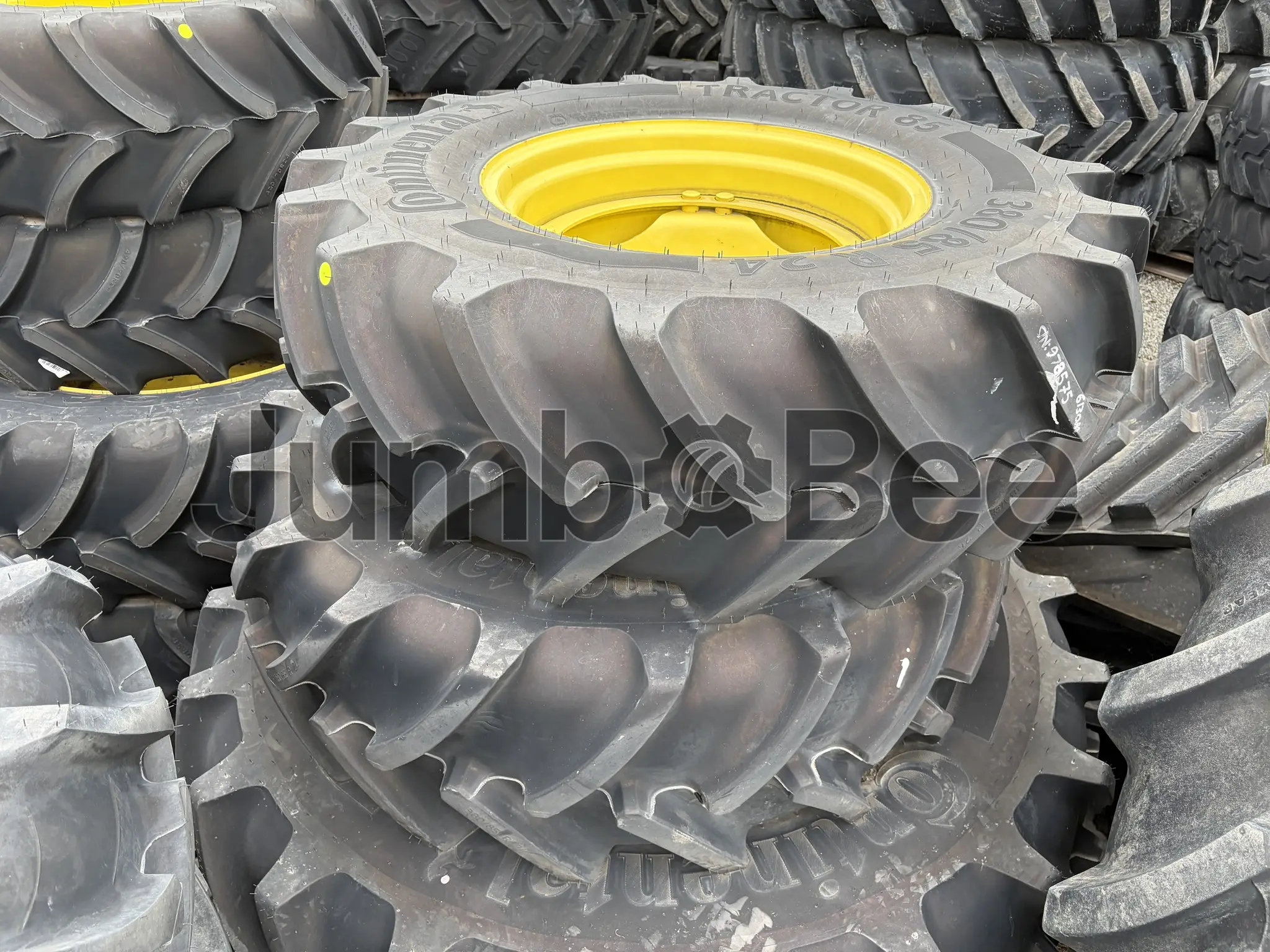 Continental 380/85R24 - Usado en Venta — foto 1 de 2