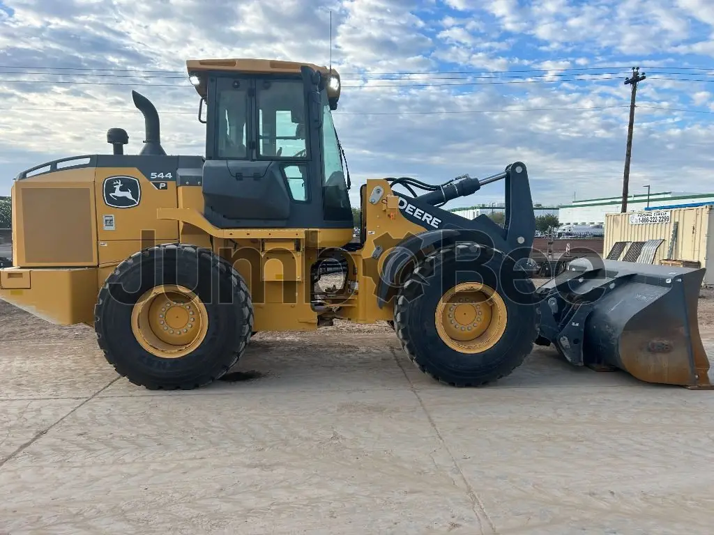 John Deere 544P 2021 - Usado (3,592 Horas) en Venta — foto 1 de 23