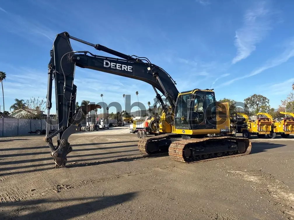 John Deere 245G 2021 - Usado (2,610 Horas) en Venta — foto 1 de 44