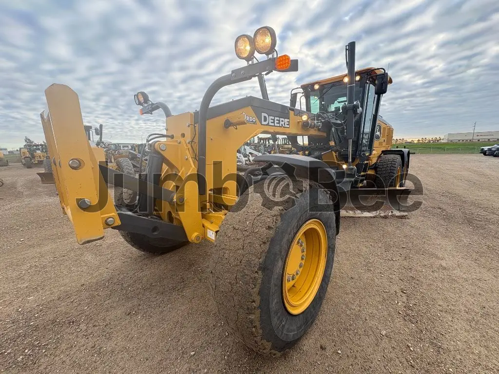 2021 John Deere 772G - Used, 6,397 Hours for Sale — photo 1 of 8