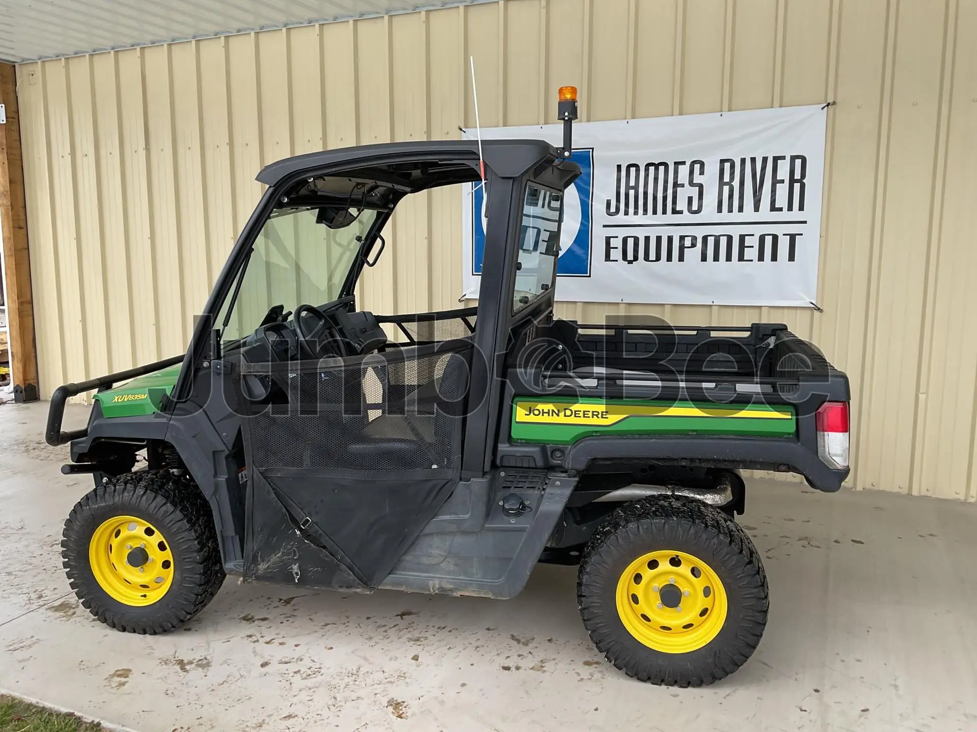 John Deere XUV835M 2024 - Usado (284 Horas) en Venta — foto 1 de 5