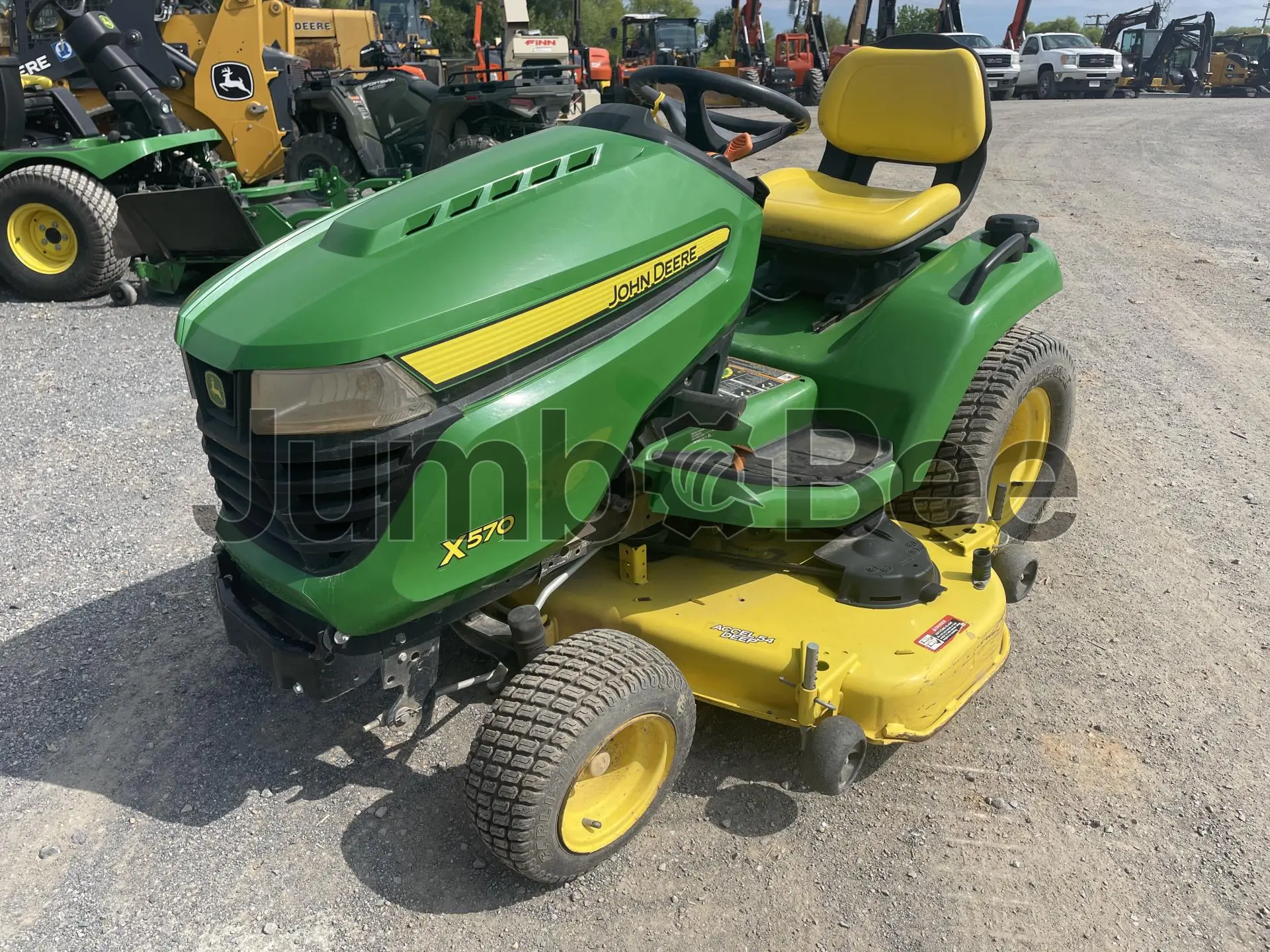 John Deere X570 2022 - Usado (95 Horas) en Venta — foto 1 de 4