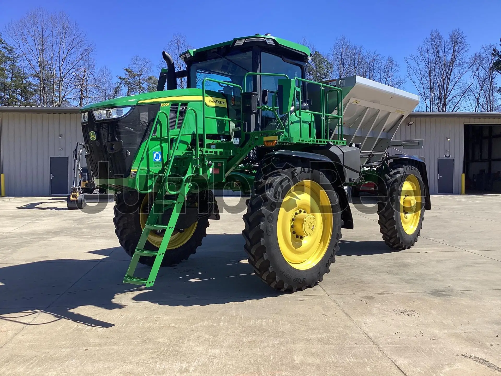 John Deere 600R 2025 - Usado (133 Horas) en Venta — foto 1 de 9