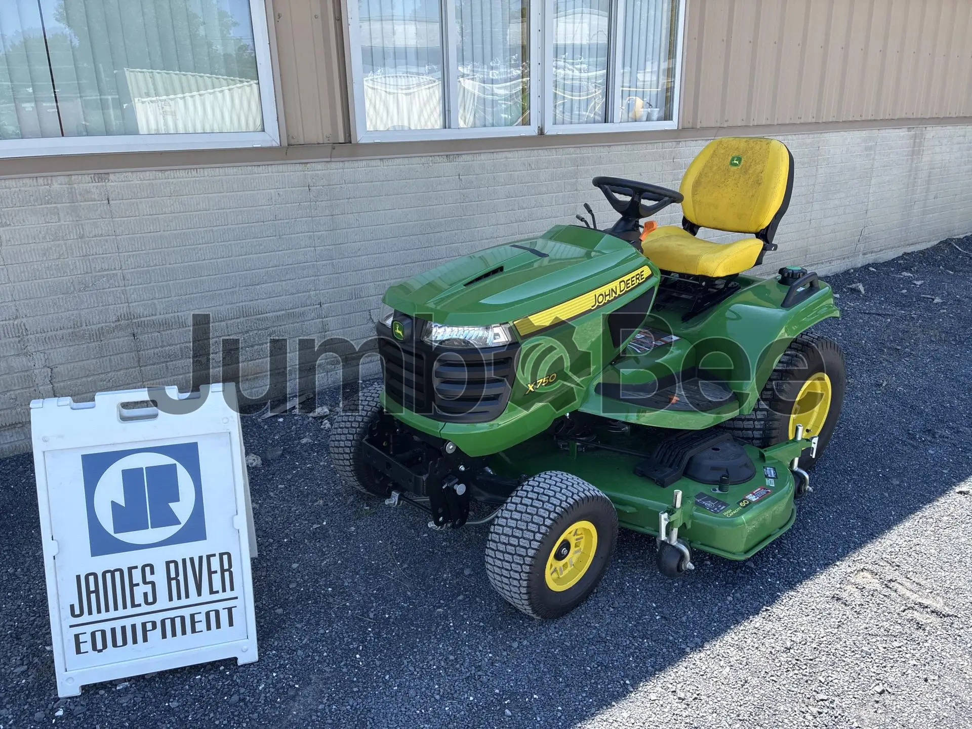 John Deere X750 2023 - Usado (29 Horas) en Venta — foto 1 de 10