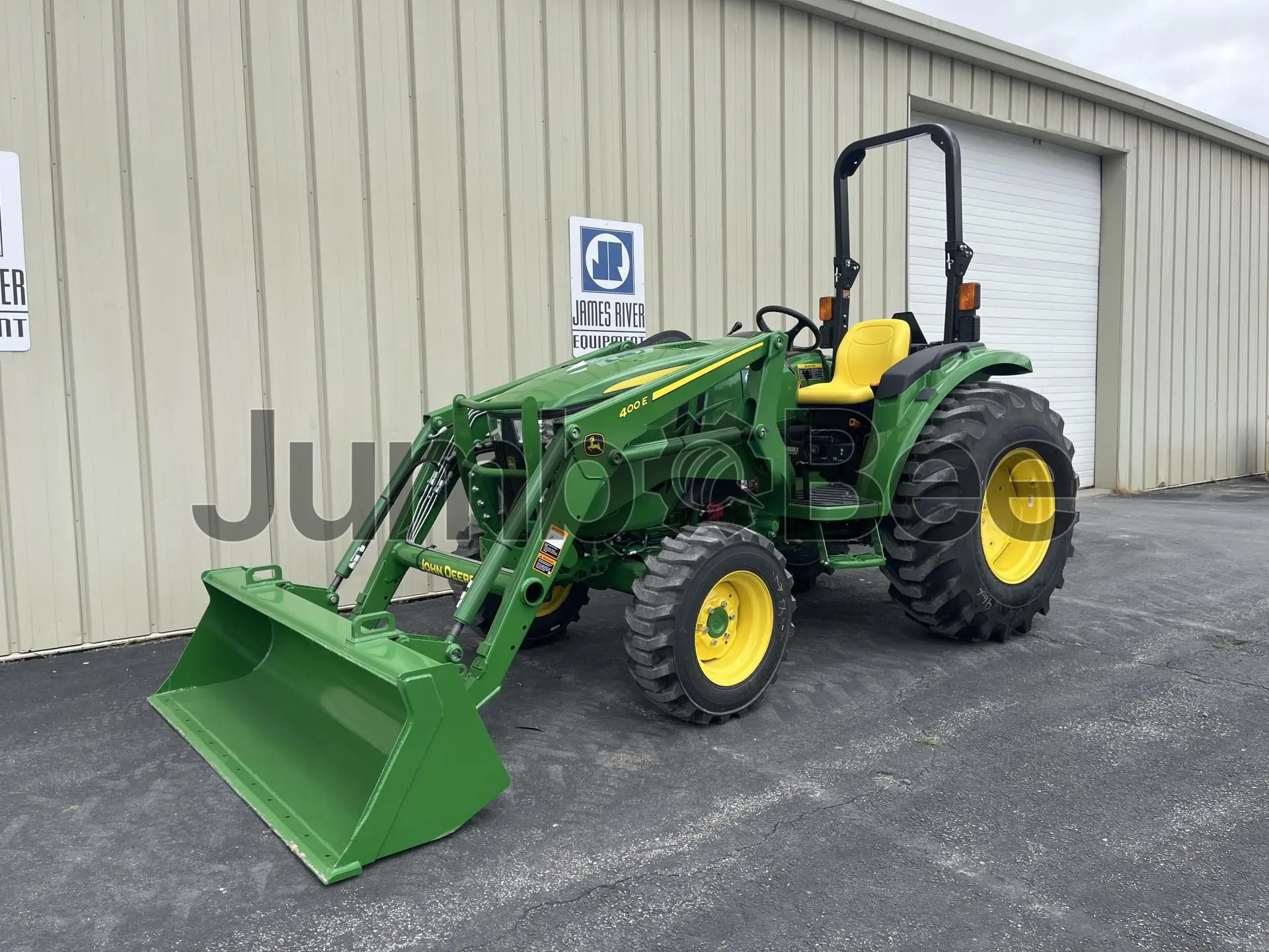 John Deere 4044M 2026 - Nuevo en Venta — foto 1 de 7