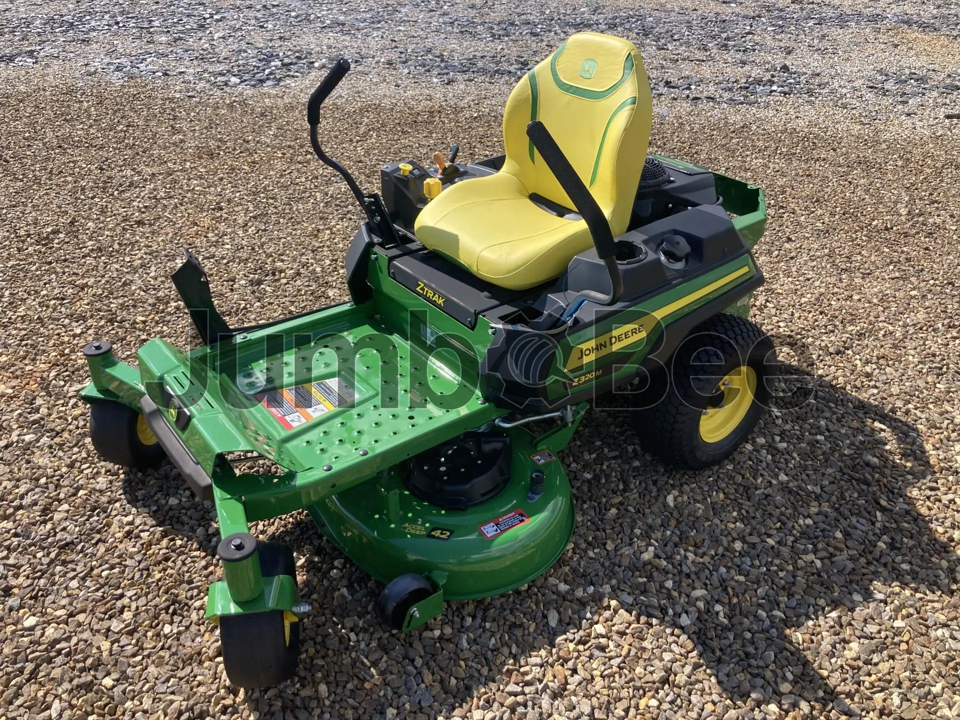 John Deere Z320M 2025 - Nuevo en Venta — foto 1 de 3