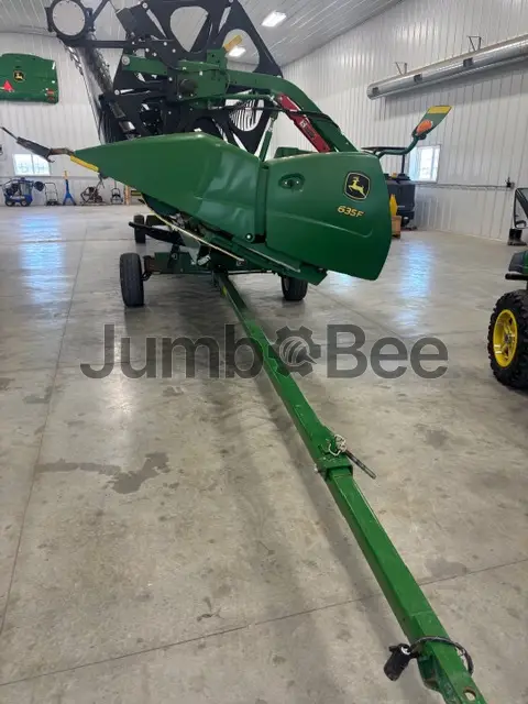 John Deere 635F 2023 - Usado en Venta — foto 1 de 3