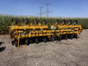 1997 Buffalo 63071630 Row Cultivators