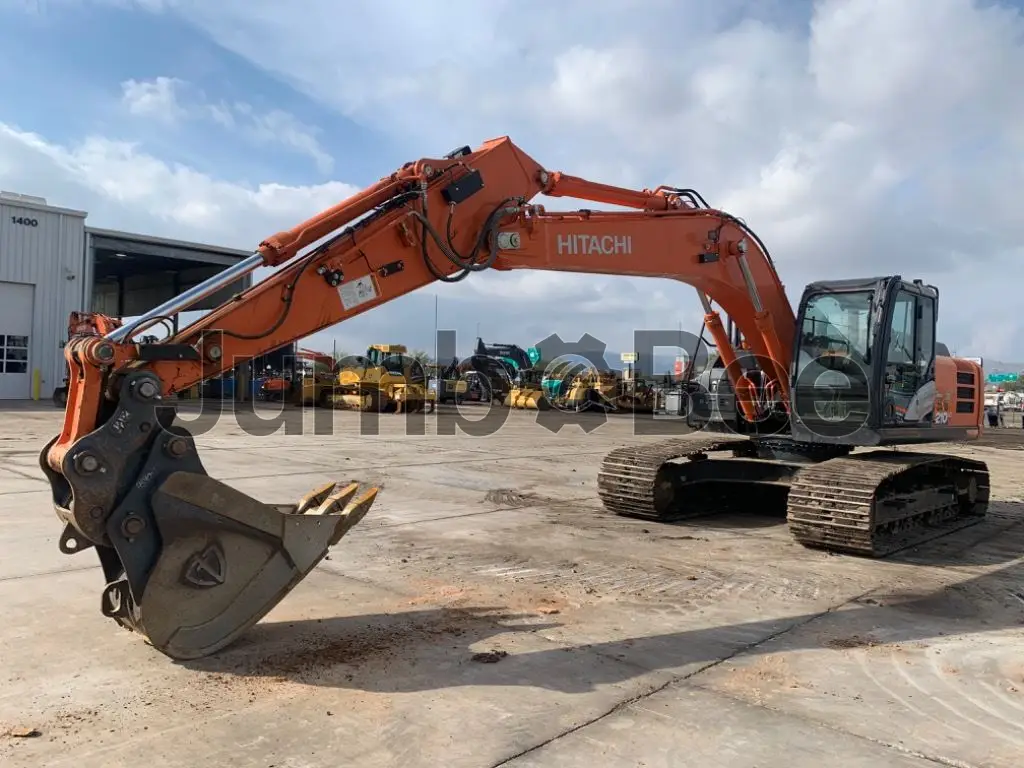 2021 Hitachi 210GLC - Used, 4,024 Hours for Sale — photo 1 of 9