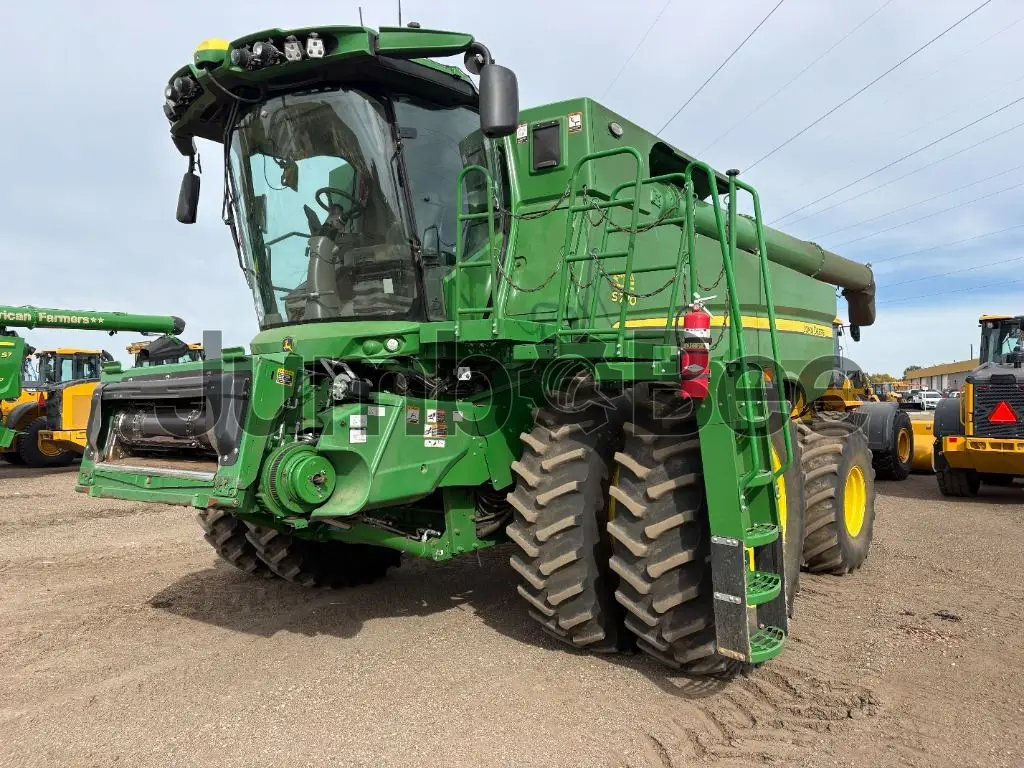 John Deere S770 2024 - Usado (961 Horas) en Venta — foto 1 de 11