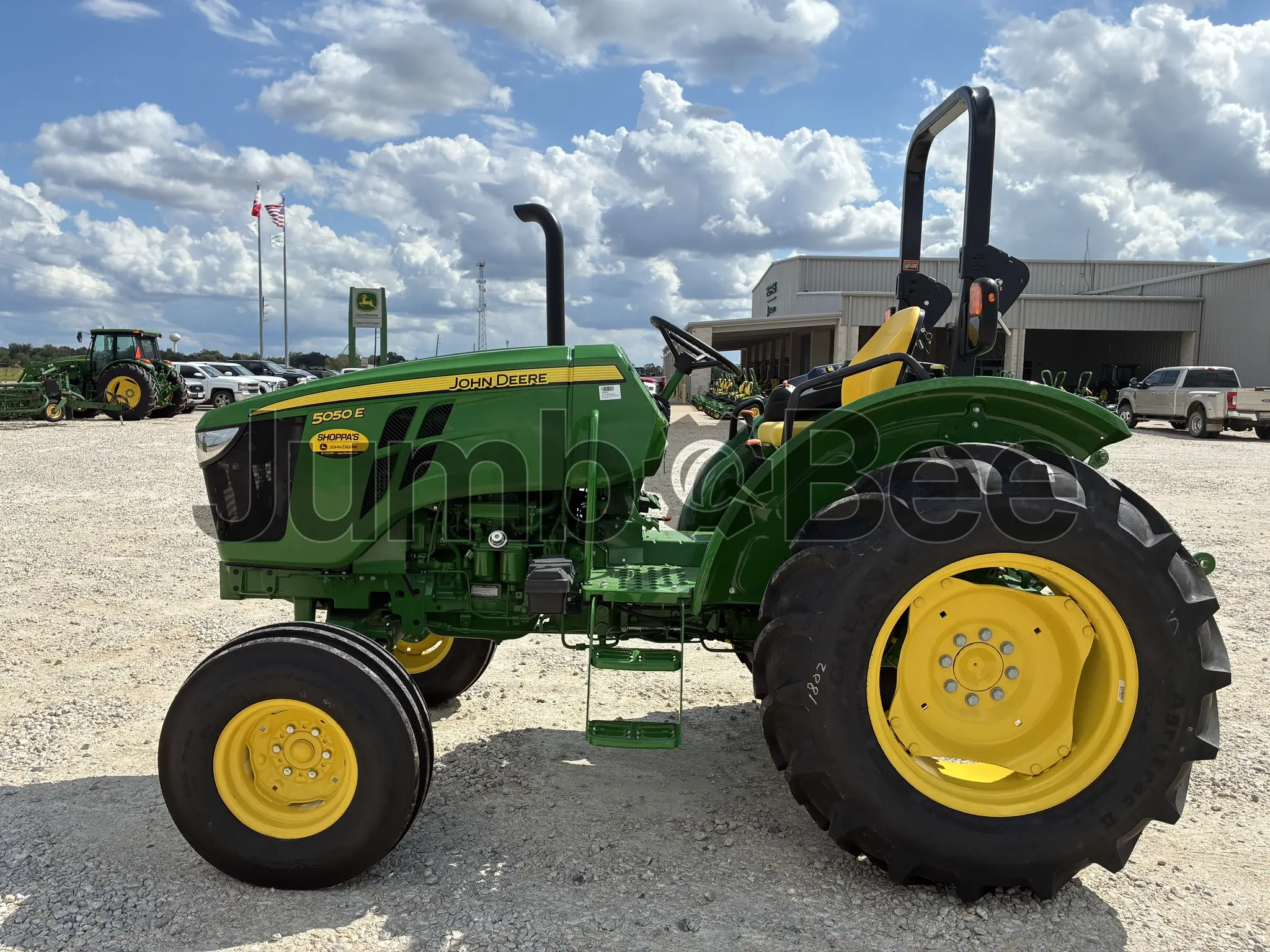 John Deere 5050E 2025 - Nuevo en Venta — foto 1 de 16