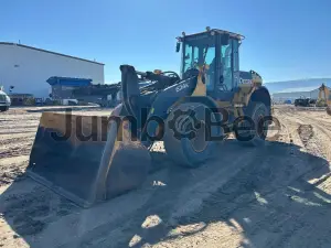 2017 John Deere 624K Wheel Loaders