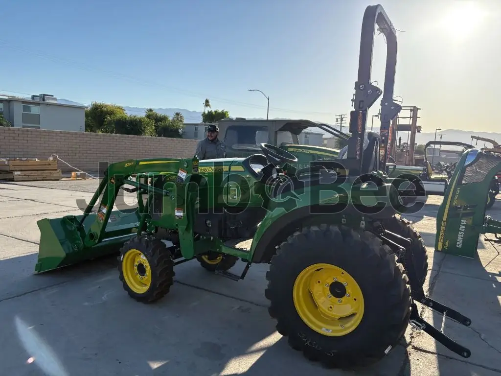 John Deere 2032R 2026 - Nuevo en Venta — foto 1 de 5