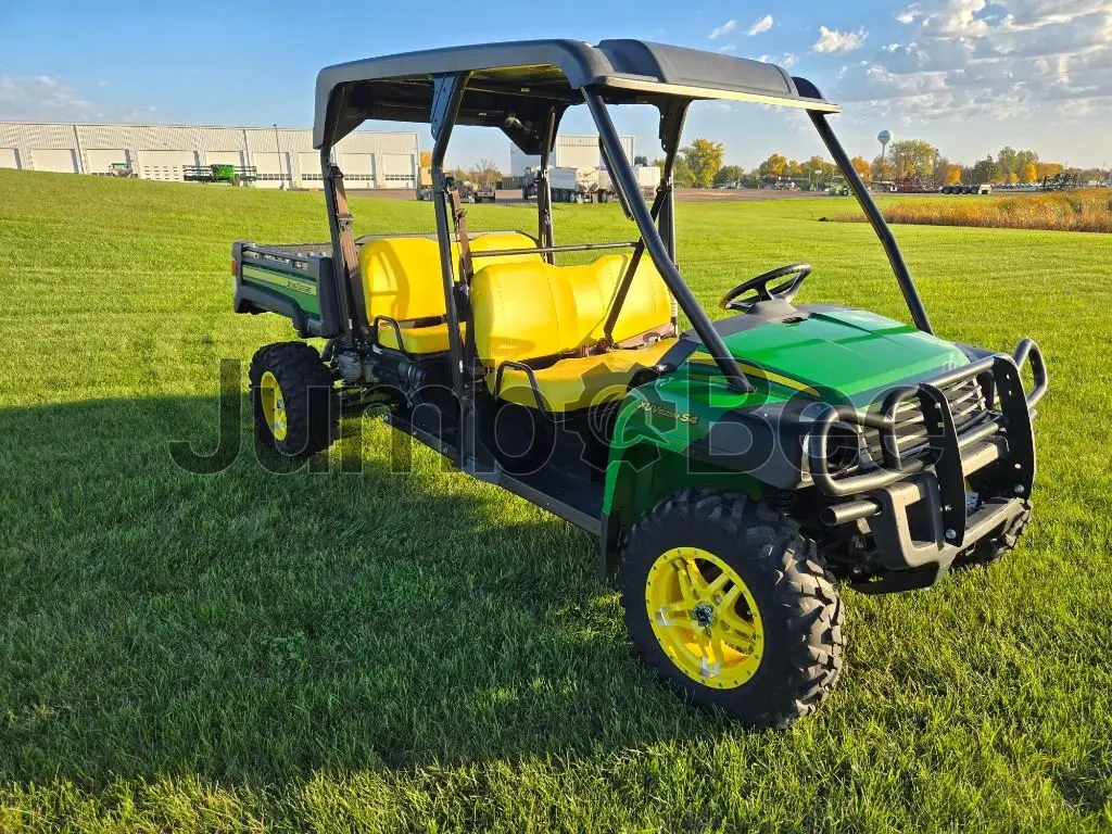 John Deere XUV825M S4 2019 - Usado (1,038 Horas) en Venta — foto 1 de 15
