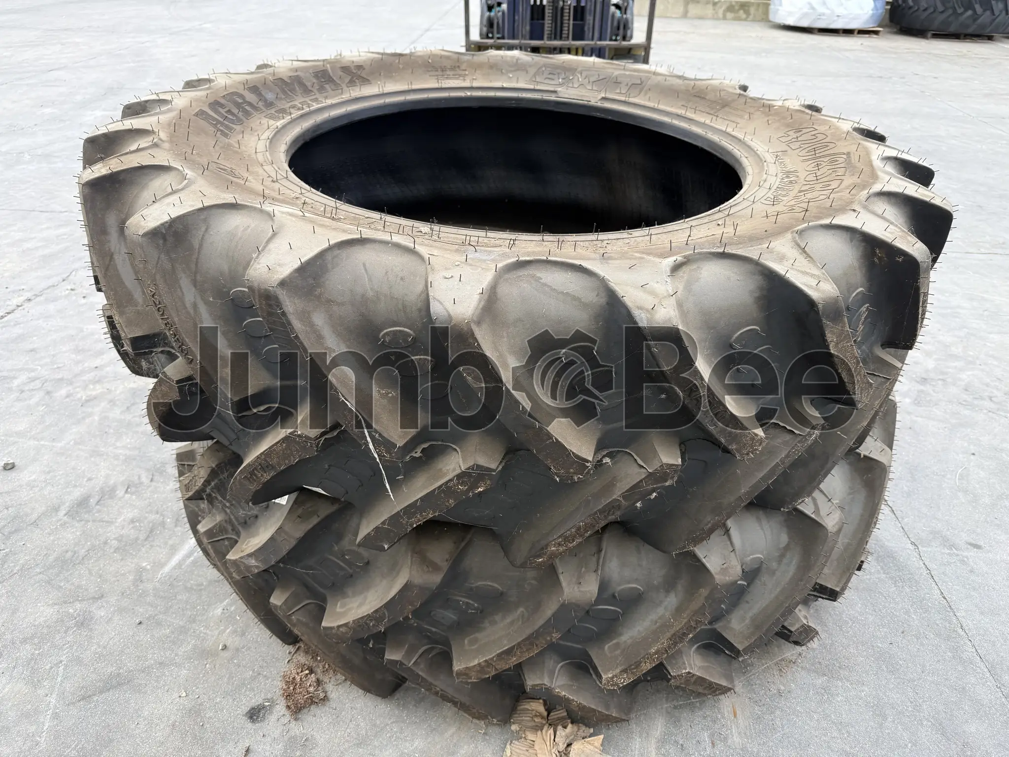 BKT 420/85R34 - Usado en Venta — foto 1 de 5
