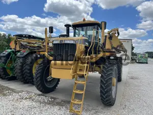 2011 RoGator 1194 Self-Propelled Sprayers