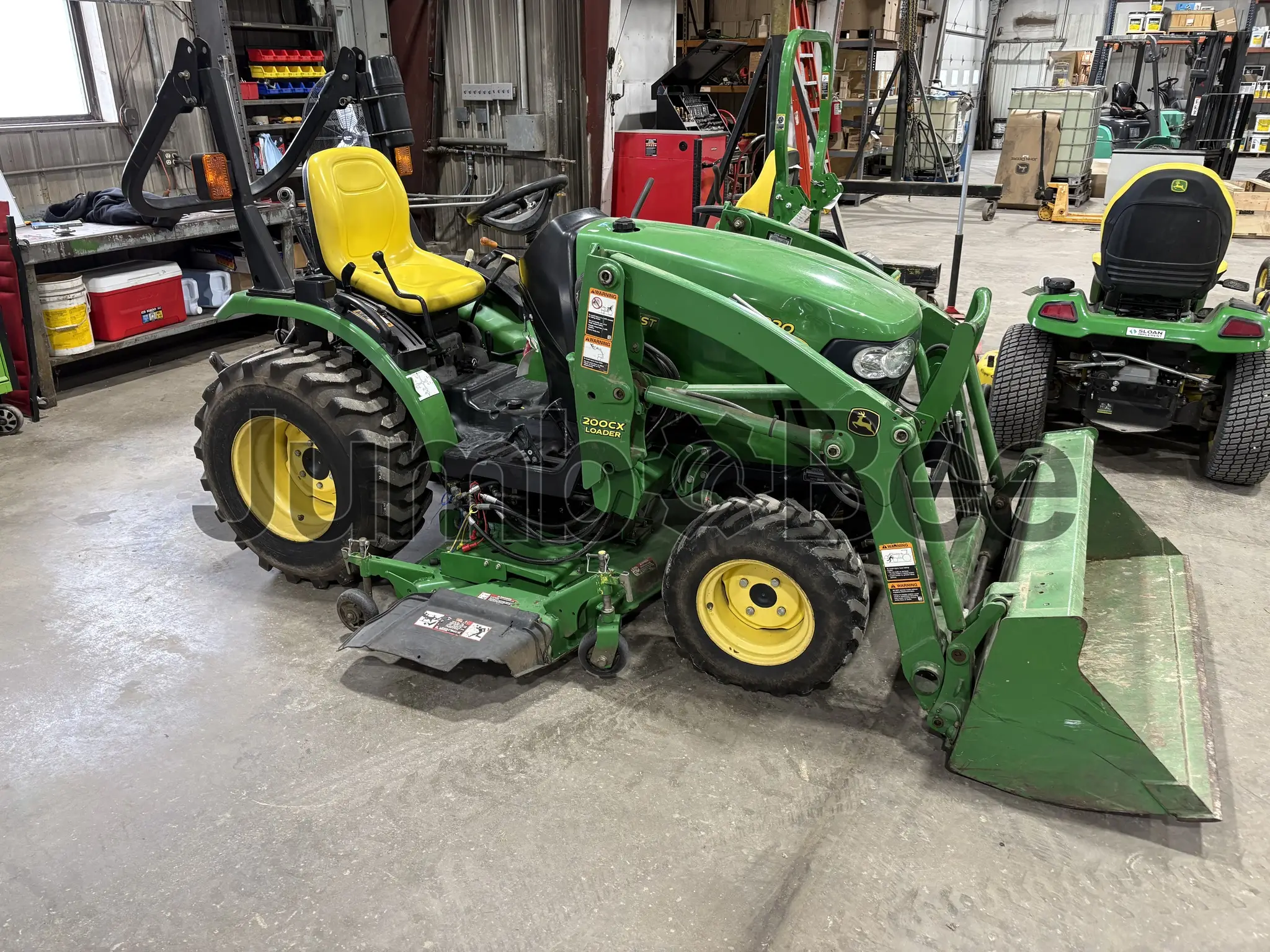 2011 John Deere 2320 - Used, 543 Hours for Sale — photo 1 of 10