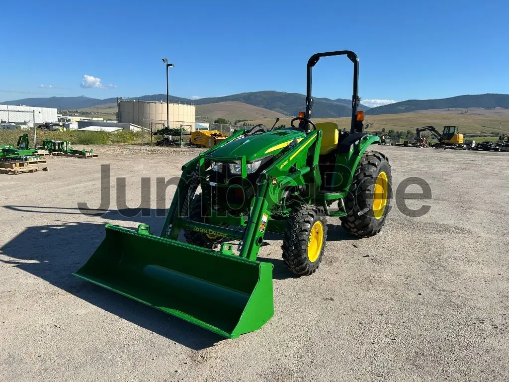 John Deere 4044M 2026 - Nuevo en Venta — foto 1 de 9