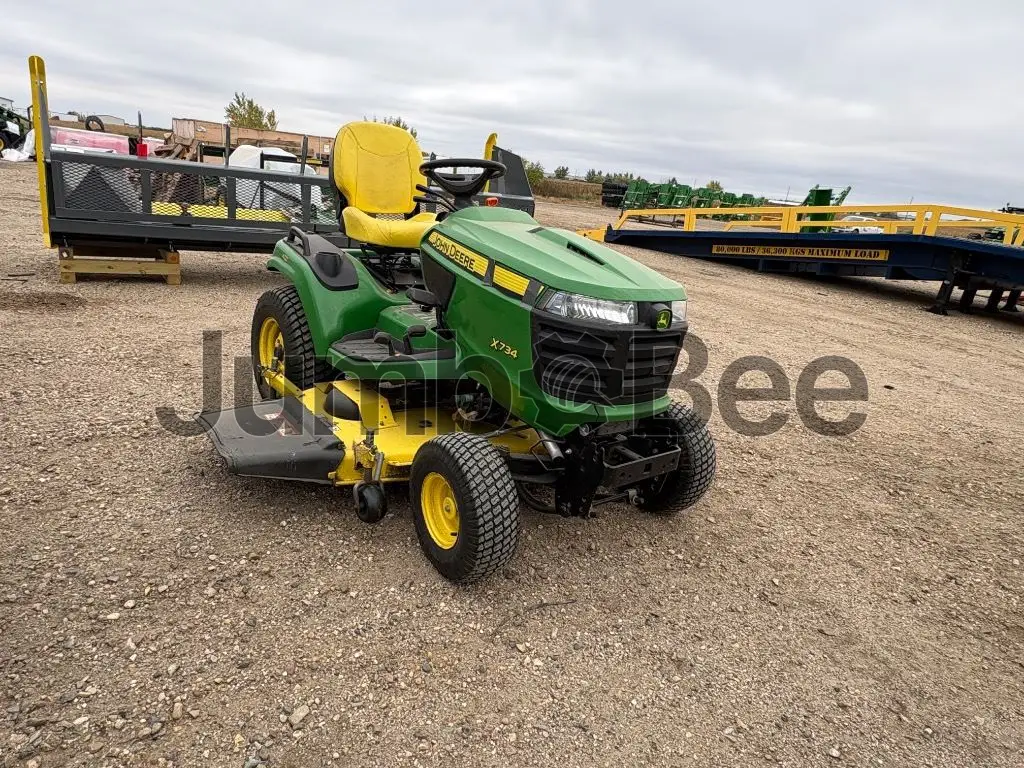 John Deere X734 2015 - Usado (788 Horas) en Venta — foto 1 de 9