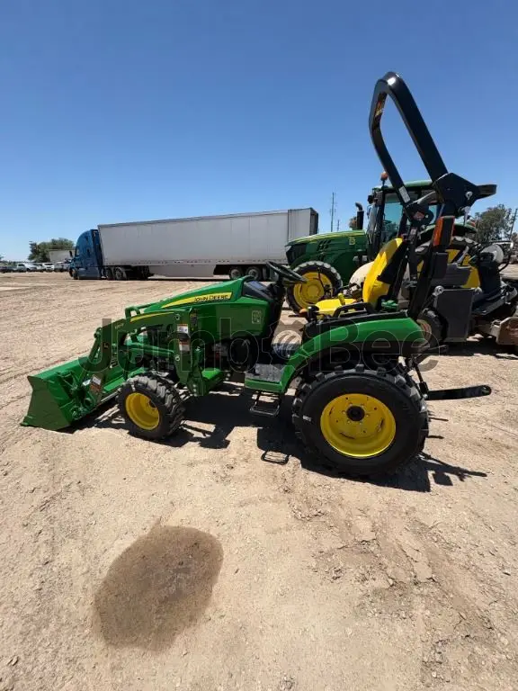 John Deere 2025R 2026 - Nuevo en Venta — foto 1 de 5