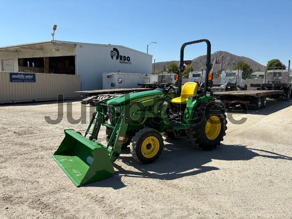 John Deere 3038E 2026 - Nuevo en Venta — foto 1 de 9