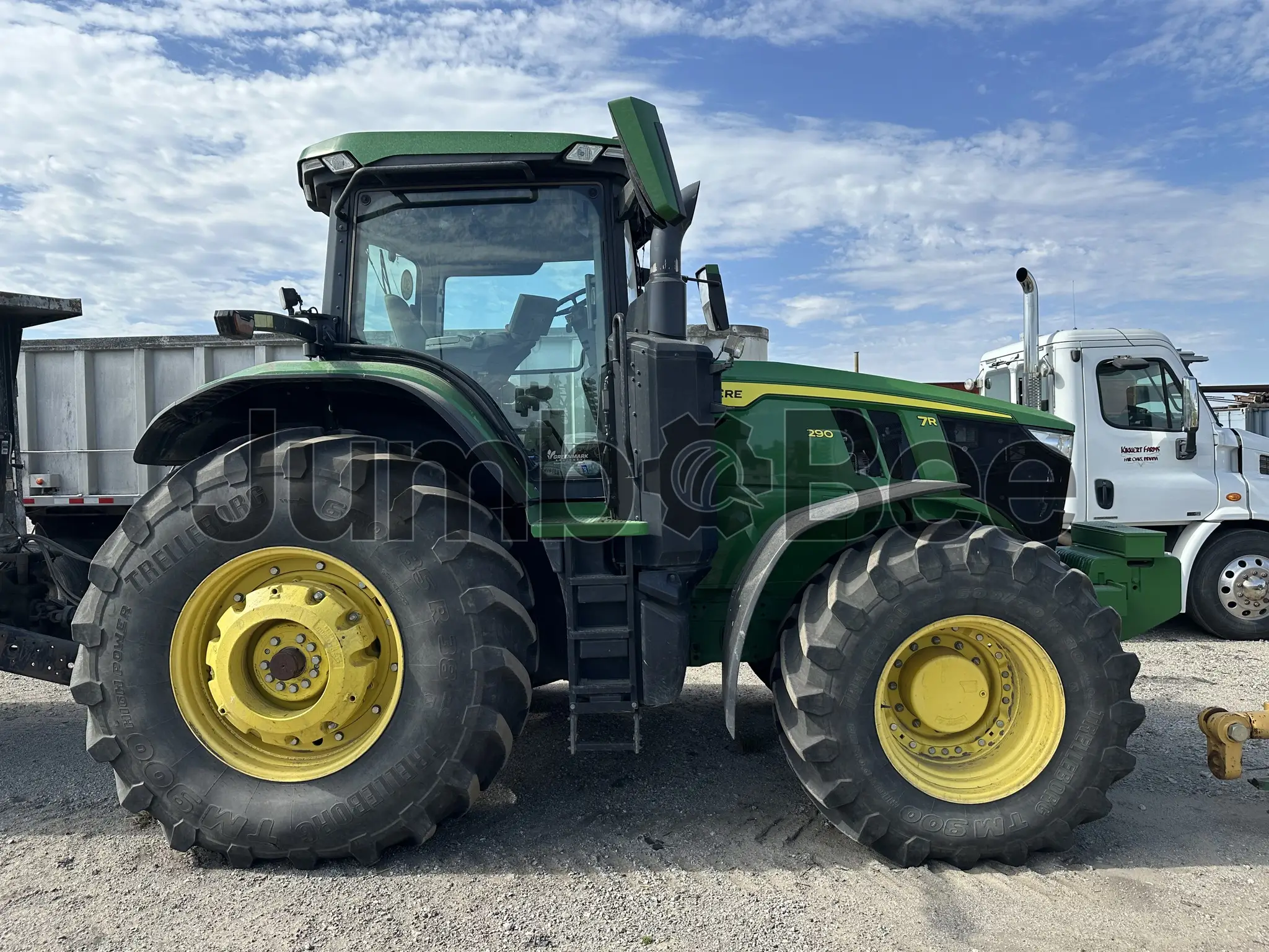 2020 John Deere 7R 290 - Used, 3,100 Hours for Sale — photo 1 of 5