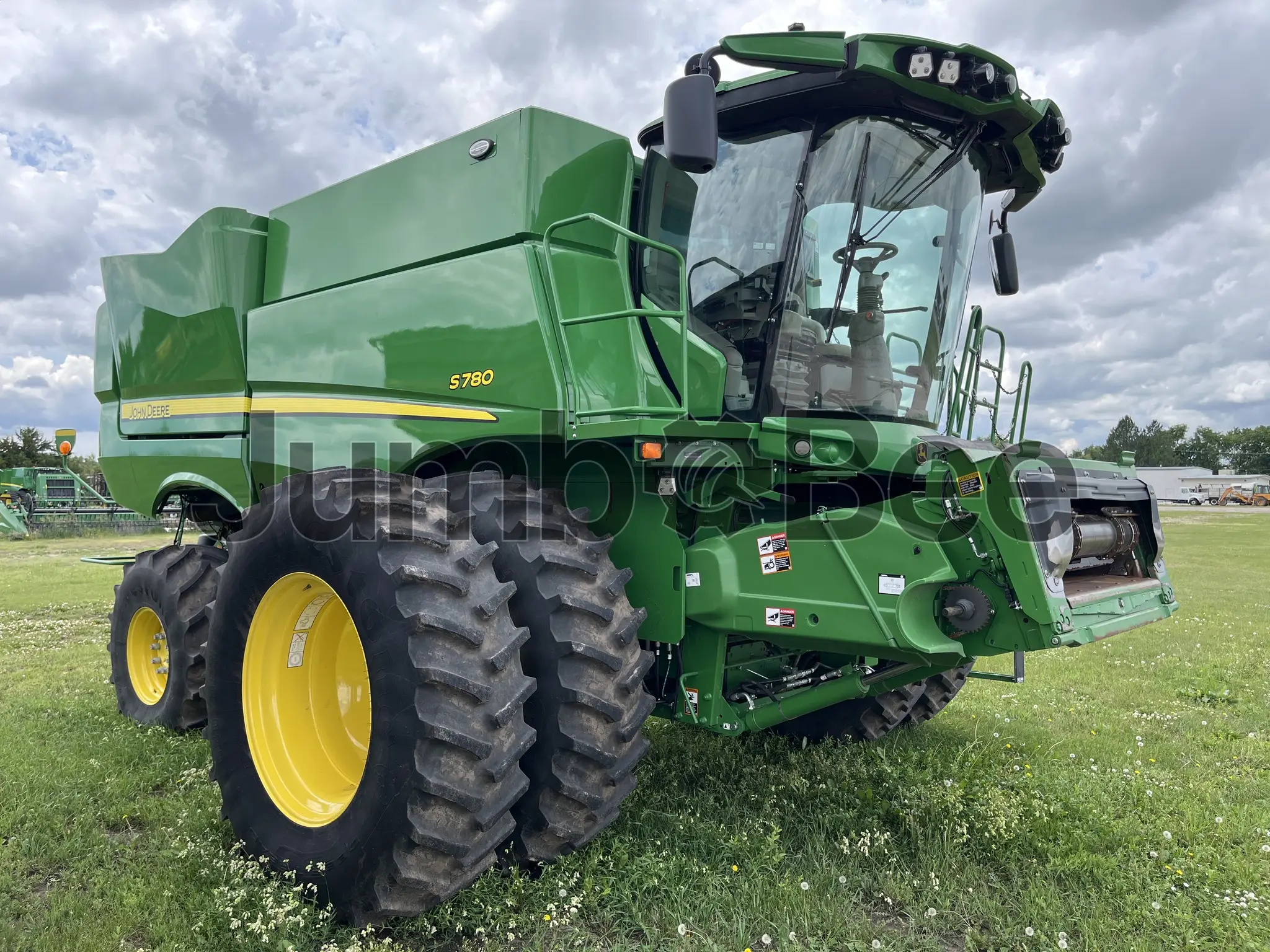 John Deere S780 2024 - Usado (605 Horas) en Venta — foto 1 de 28