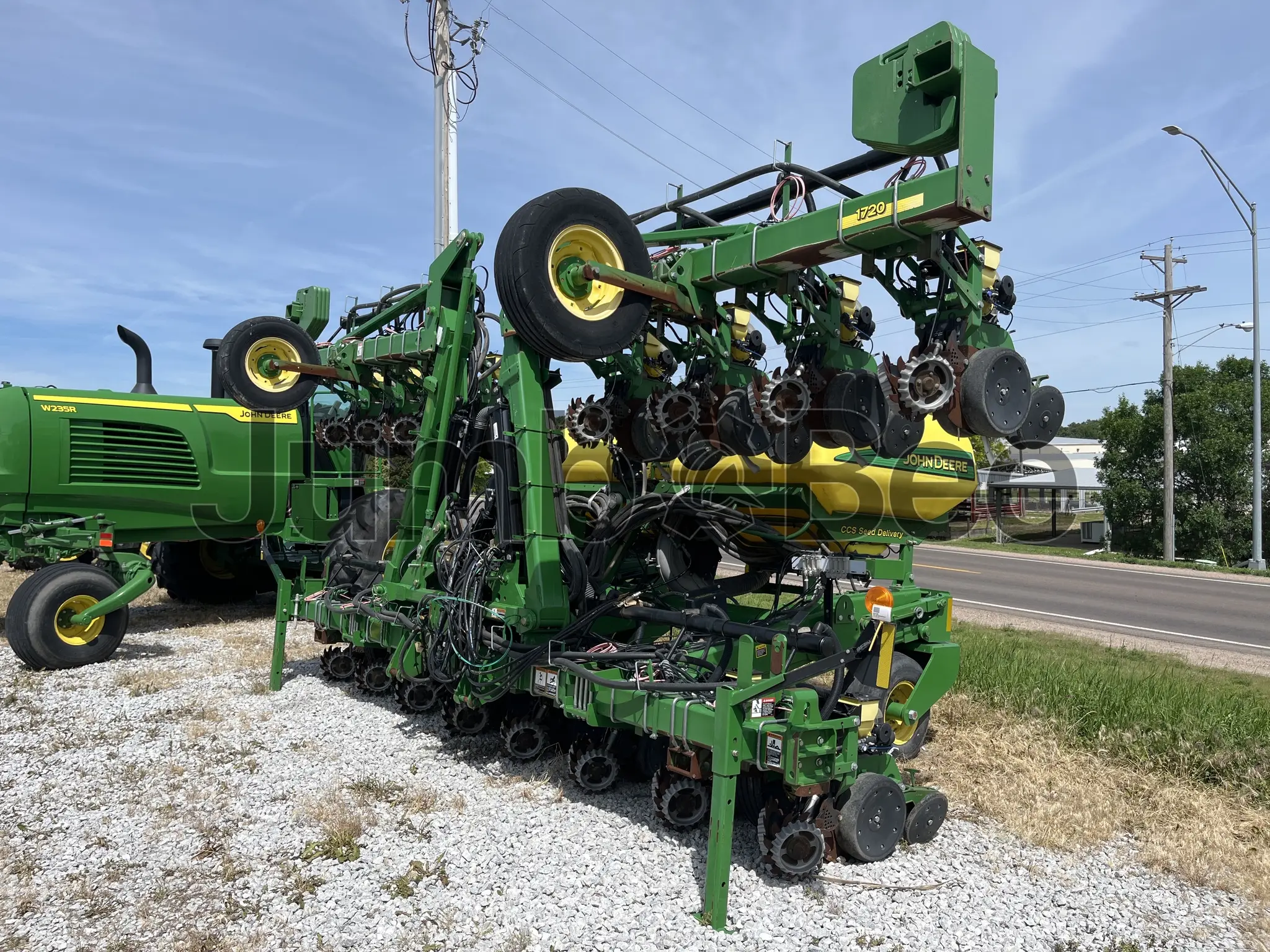 2014 John Deere 1720 - Used, for Sale — photo 1 of 24