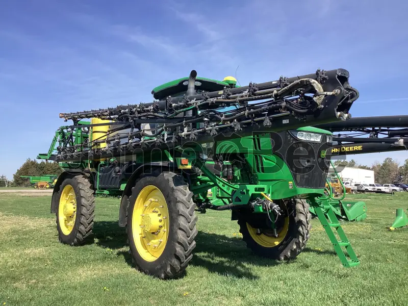 John Deere R4045 Self-Propelled Sprayers