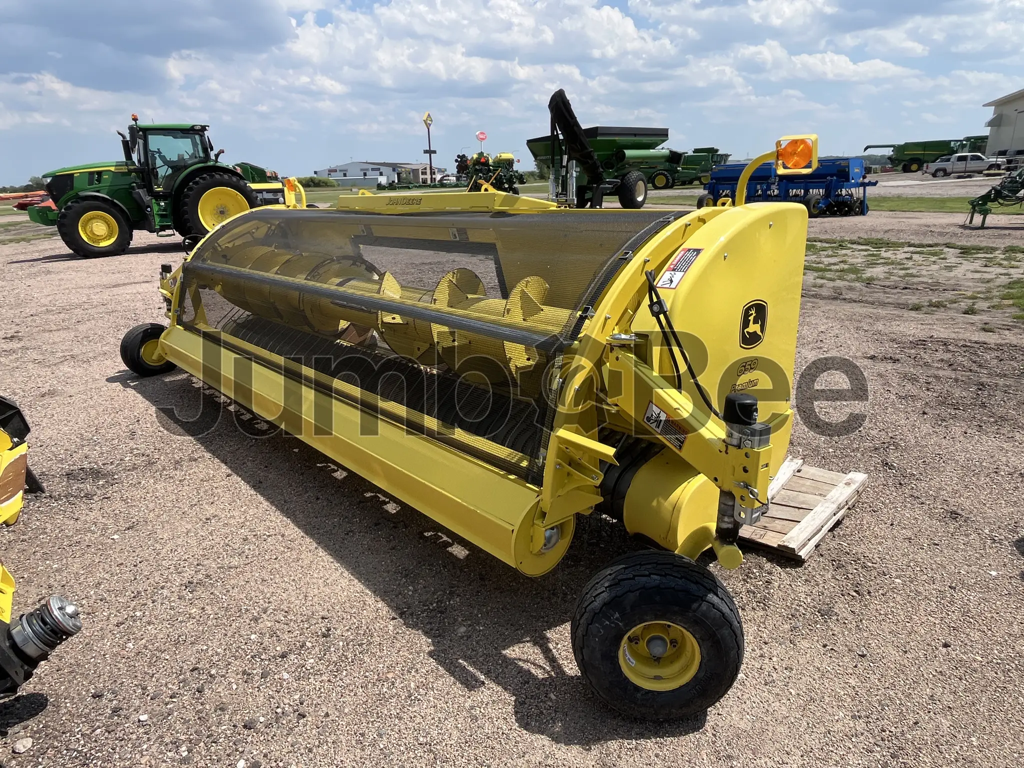 2023 John Deere 659 - Used, for Sale — photo 1 of 11