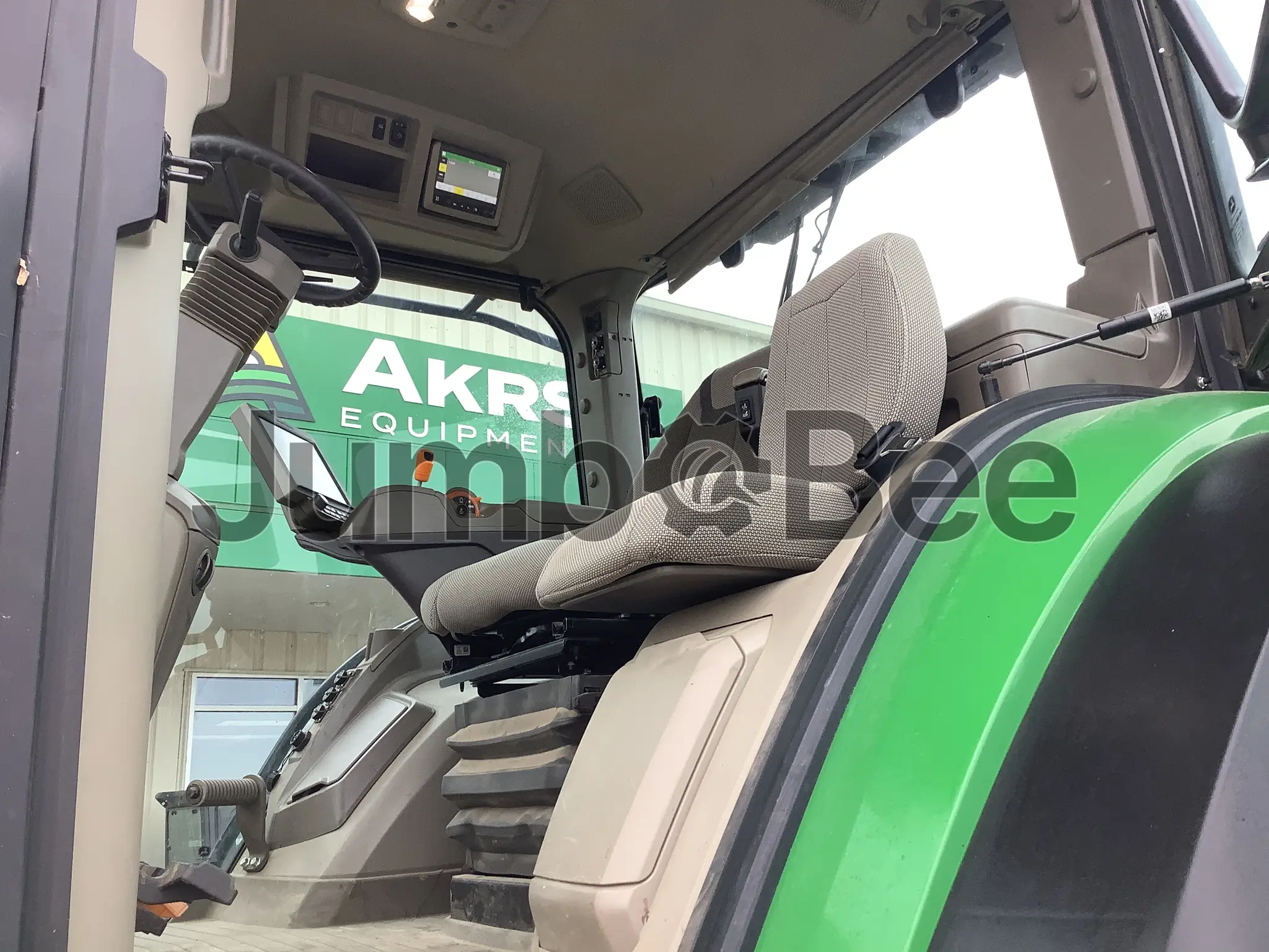 2023 John Deere 8r 370 - Used, 1,103 Hours for Sale — photo 1 of 2