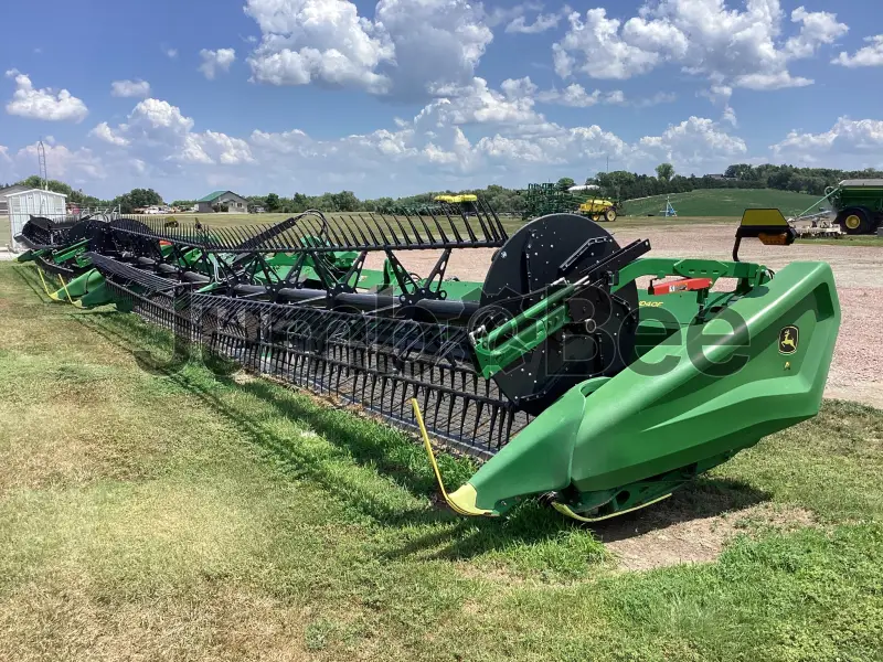 John Deere HD40F Draper Headers