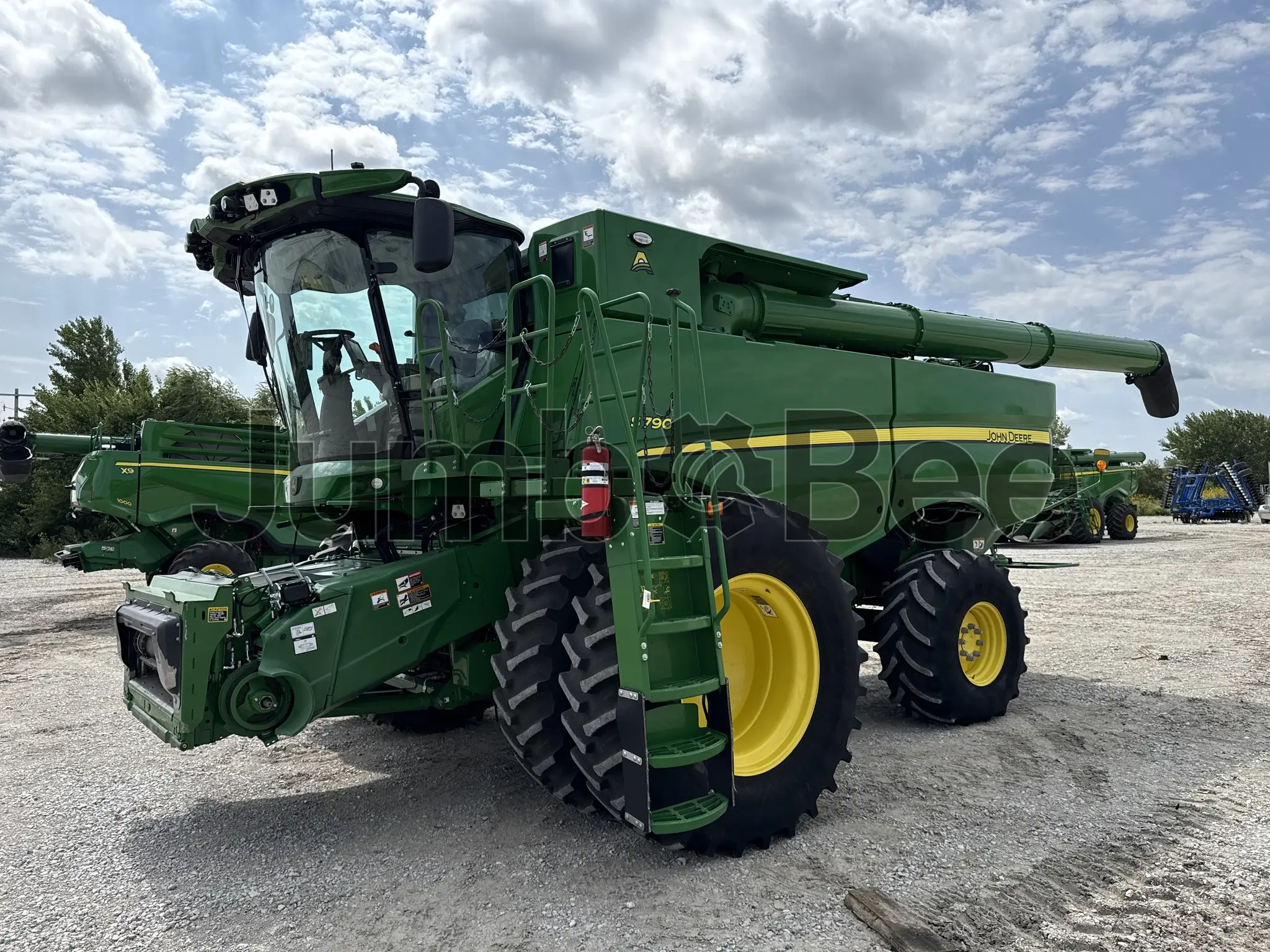 John Deere S790 2023 - Usado (951 Horas) en Venta — foto 1 de 30