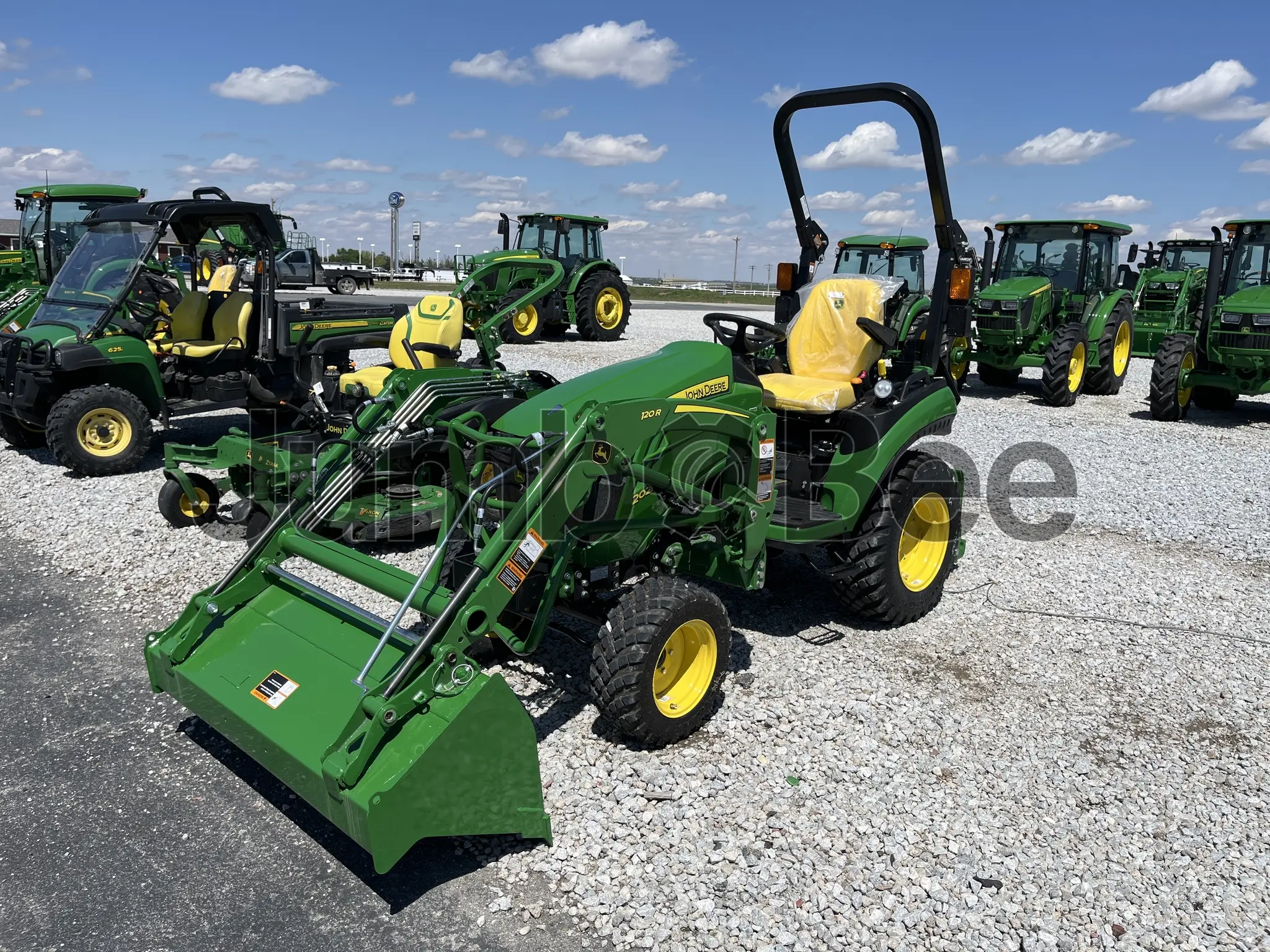 John Deere 2025R 2026 - Nuevo en Venta — foto 1 de 22