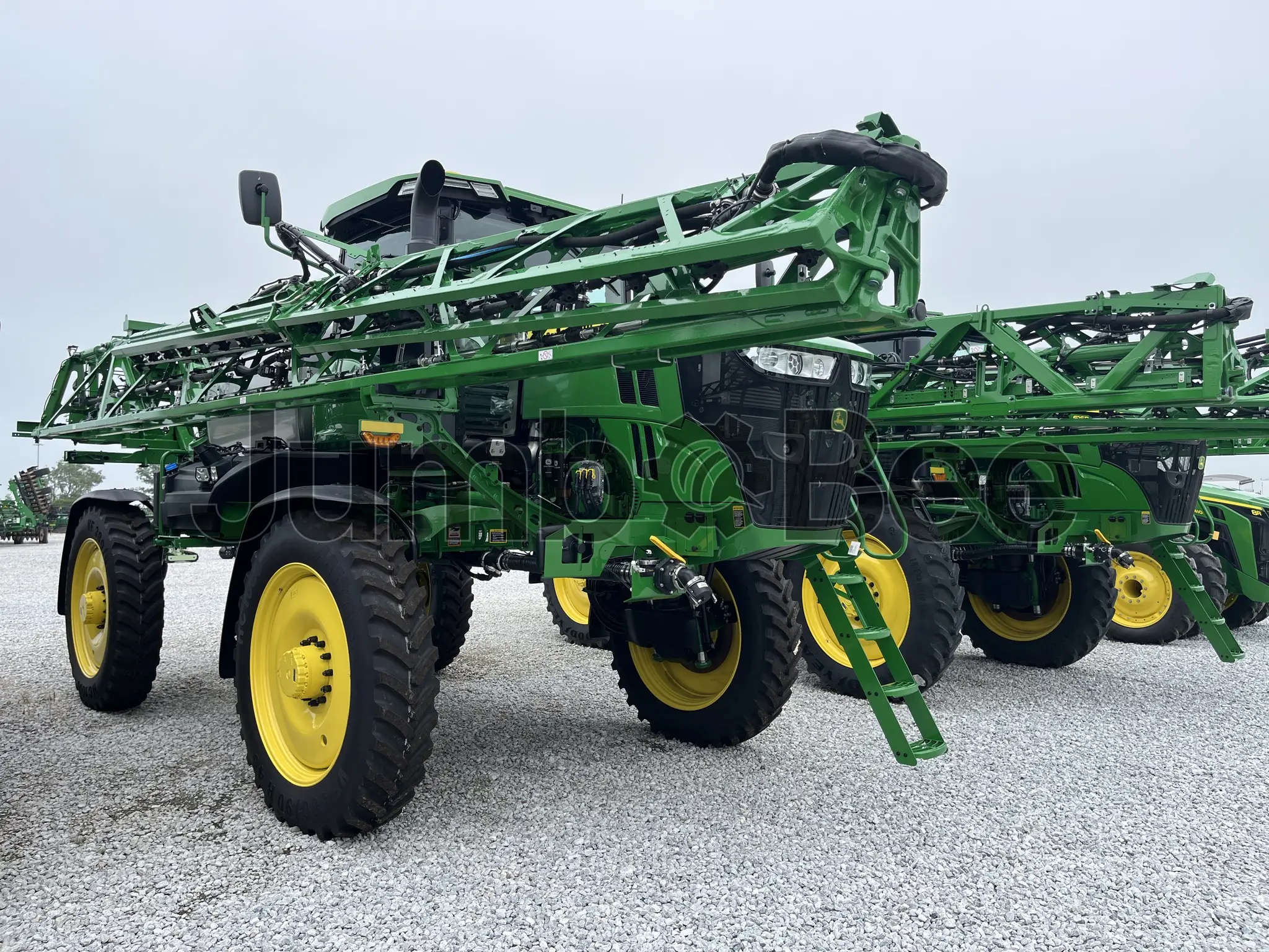 2026 John Deere 412R - New, for Sale — foto 1 de 38