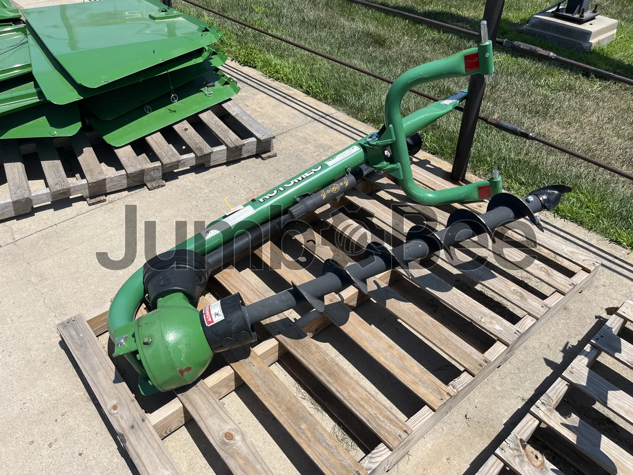 2022 Frontier PHD300 - Used, for Sale — photo 1 of 9