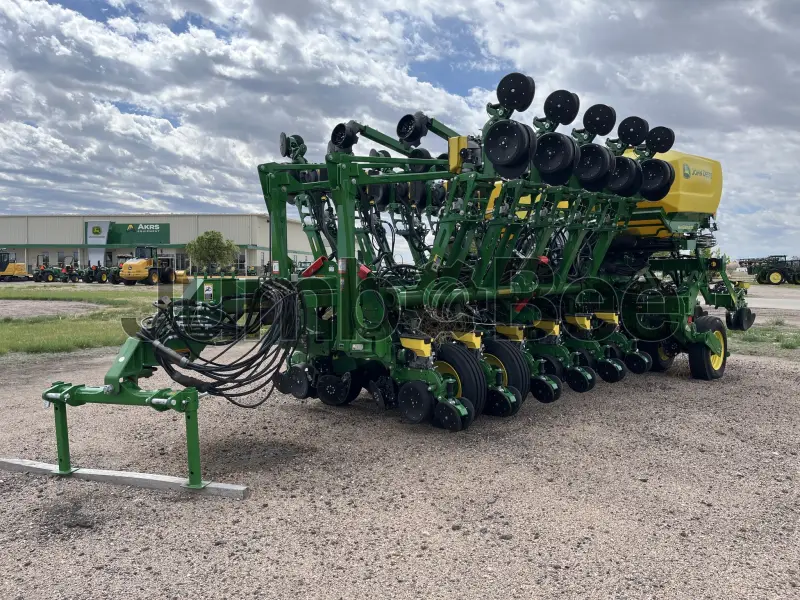 John Deere 1795 Row Crop Planters — Drawn