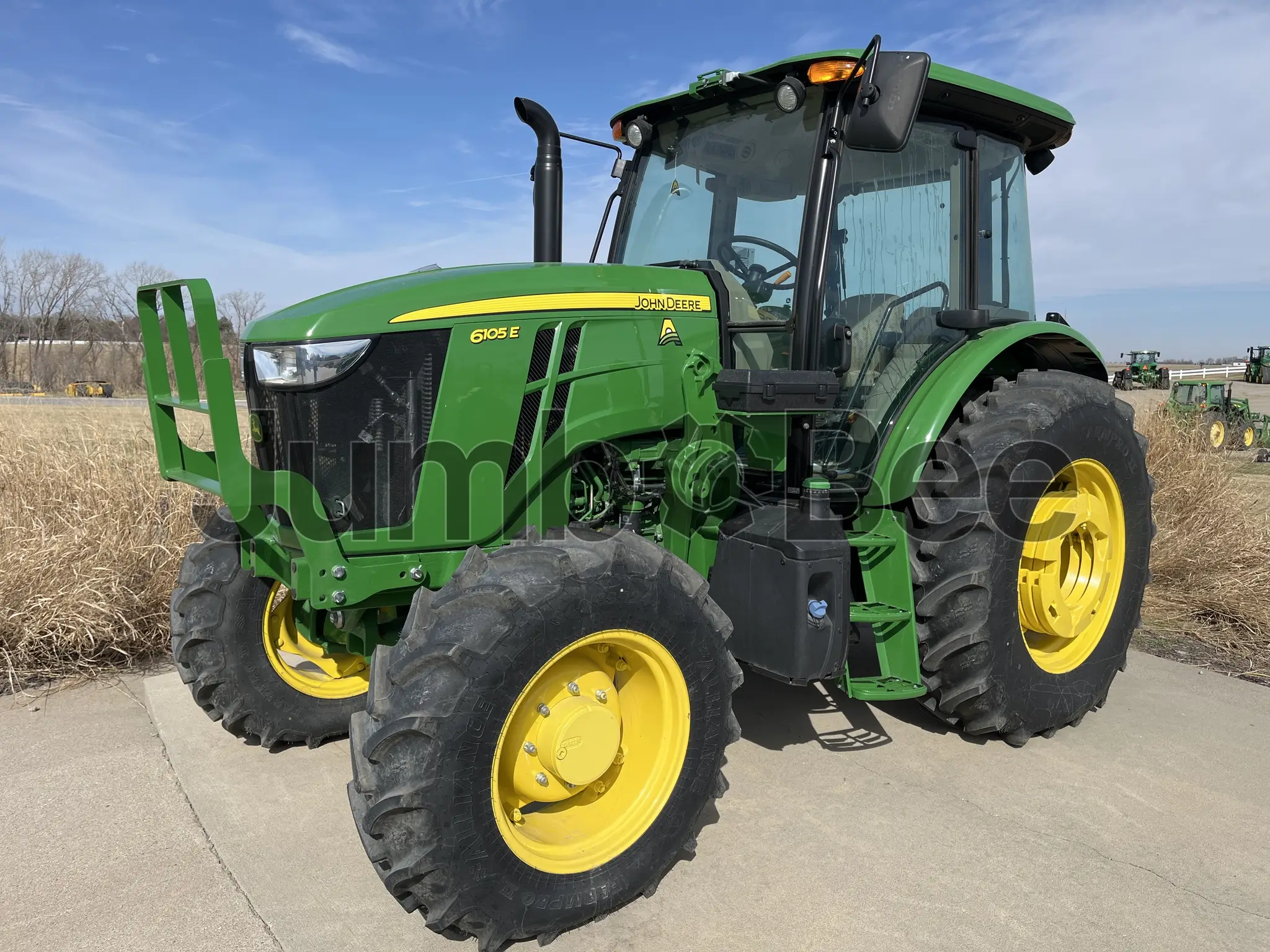John Deere 6105E 2024 - Usado (10 Horas) en Venta — foto 1 de 34