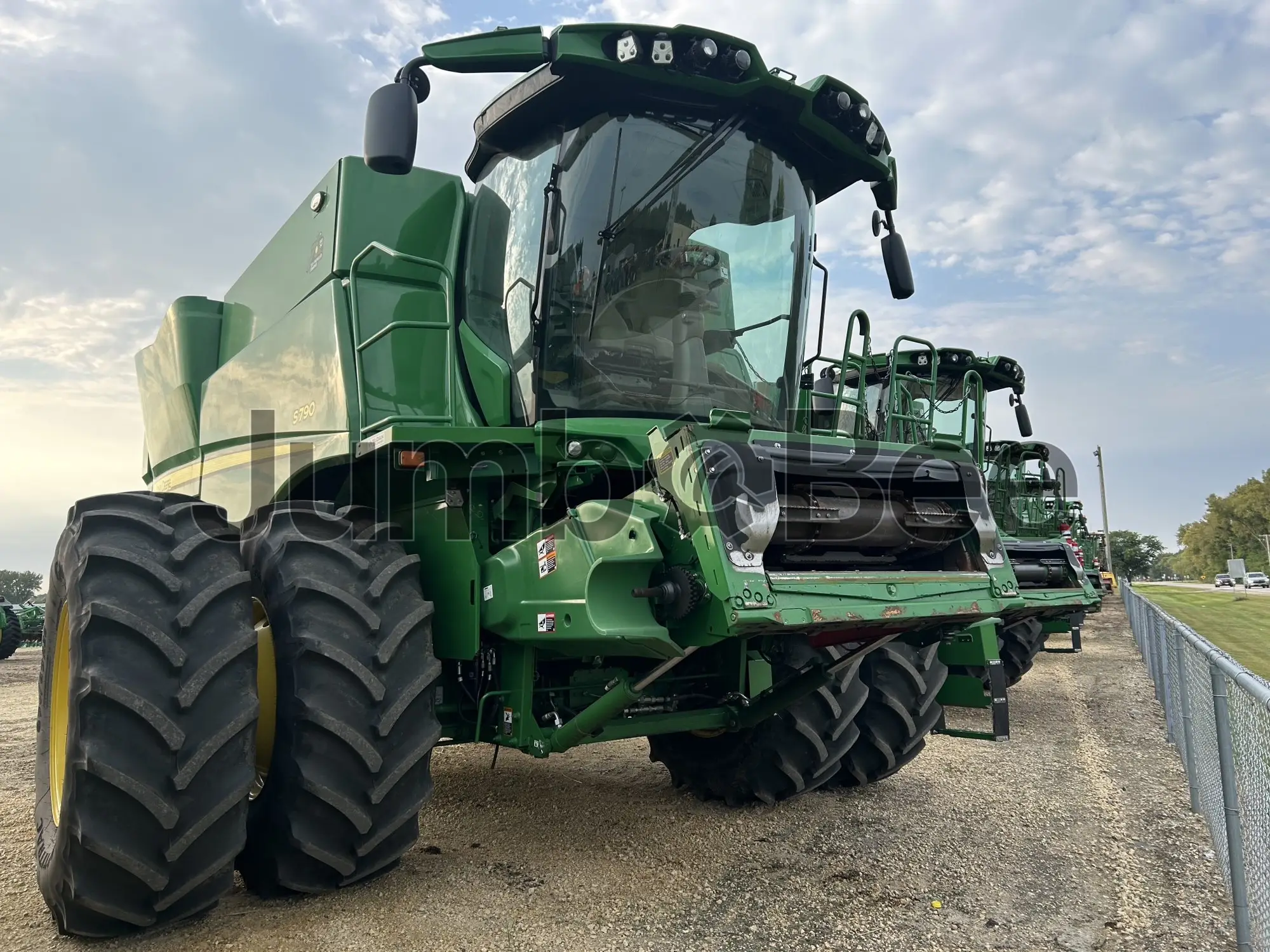 John Deere S790 2022 - Usado (834 Horas) en Venta — foto 1 de 19