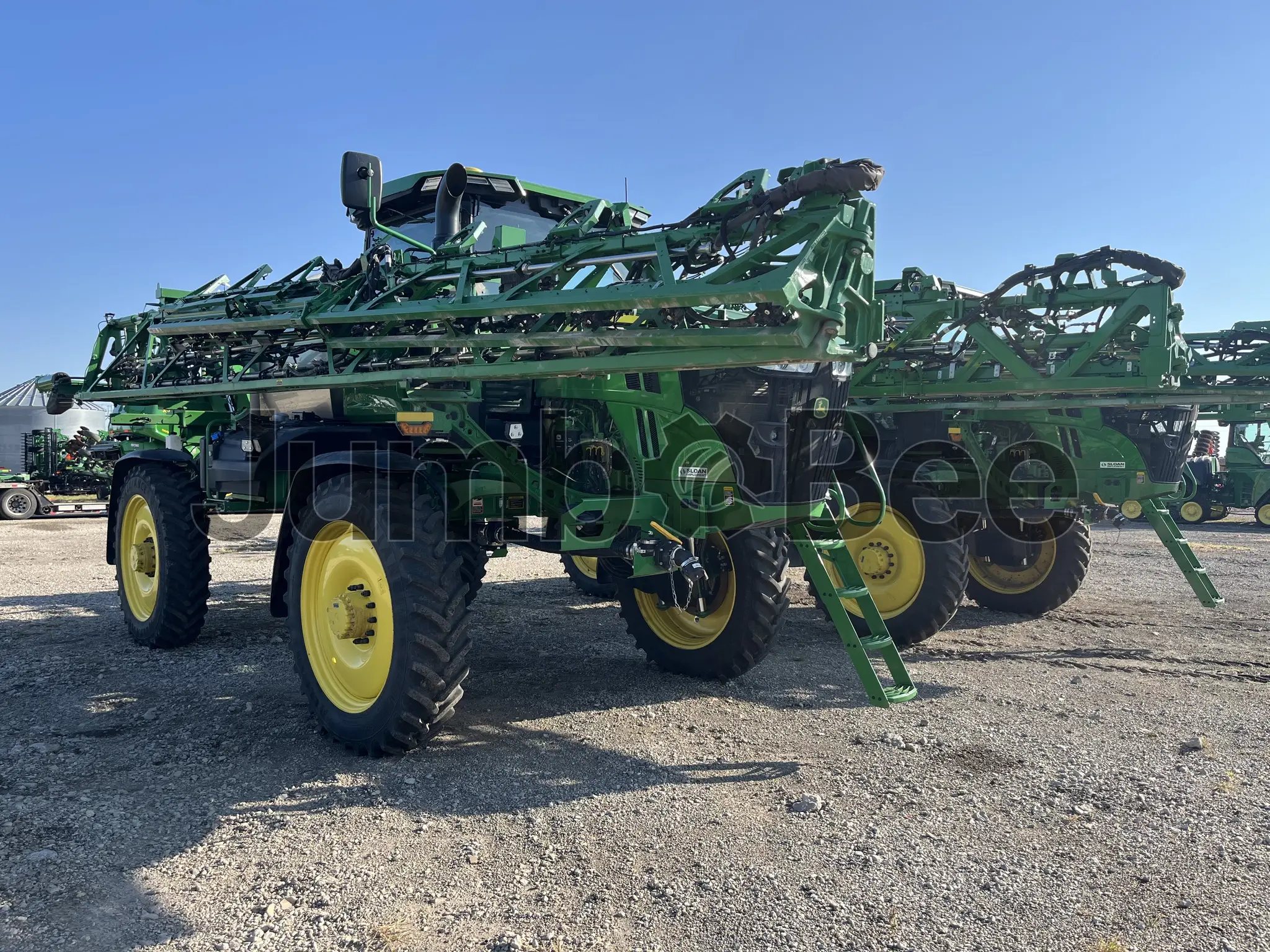 John Deere 410R 2025 - Usado (403 Horas) en Venta — foto 1 de 18